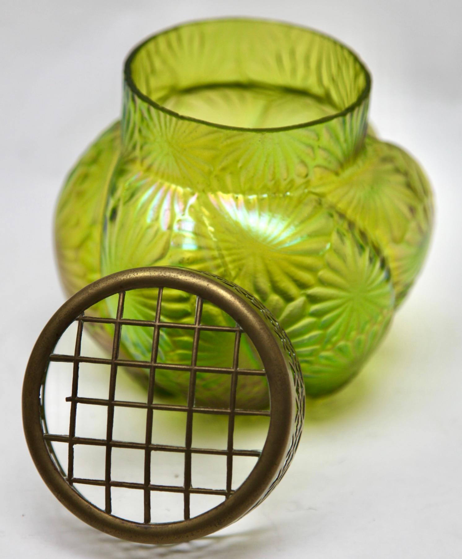 Czech Art Nouveau iridescent glass Pique Fleurs' vase by Loetz' with Grille For Sale
