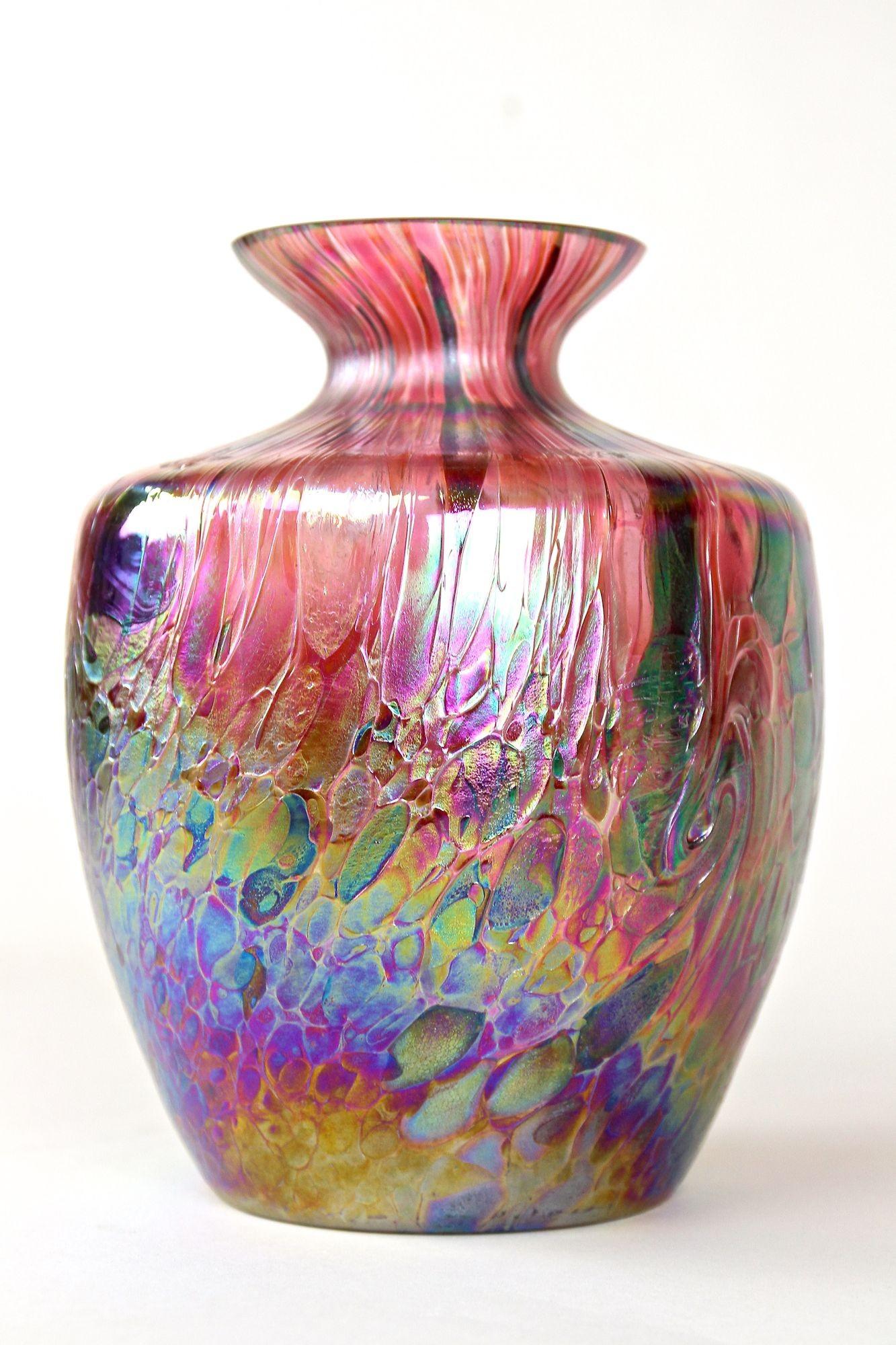 Art Nouveau Iridescent Glass Vase Attributed To Fritz Heckert, Bohemia ca. 1905 13