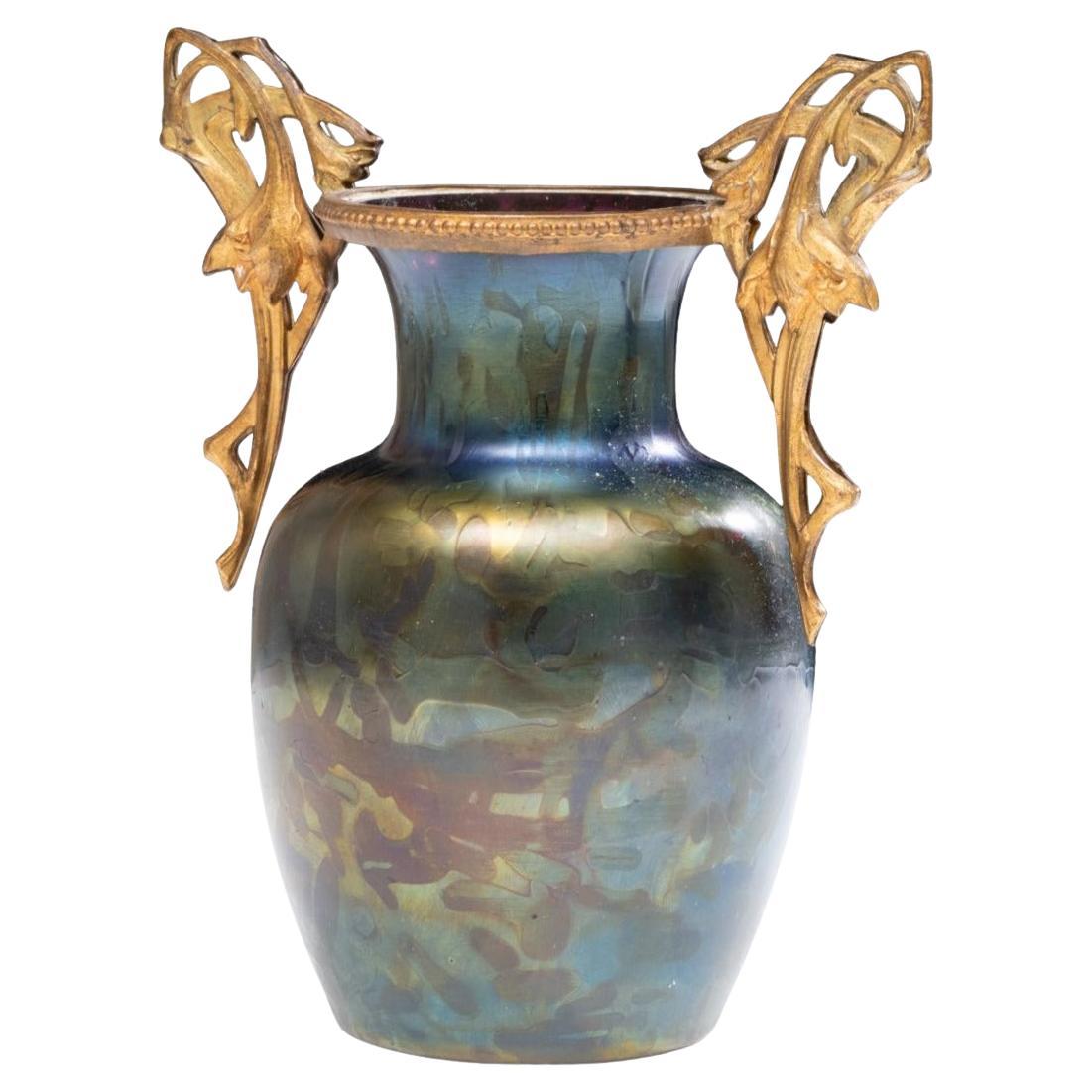 ART NOUVEAU Iridiscent Glass doble handled bronze FRENCH Vase