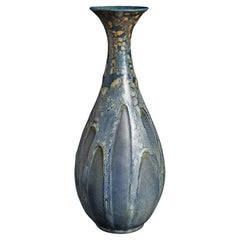 Vaso Art Nouveau Iridizzato Cobalto di RStK Amphora