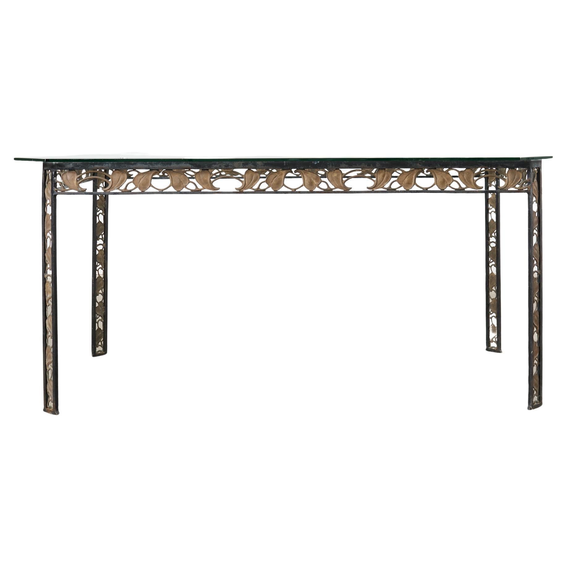 Table de salle à manger de jardin Art Nouveau en fer à feuilles de bronze en vente