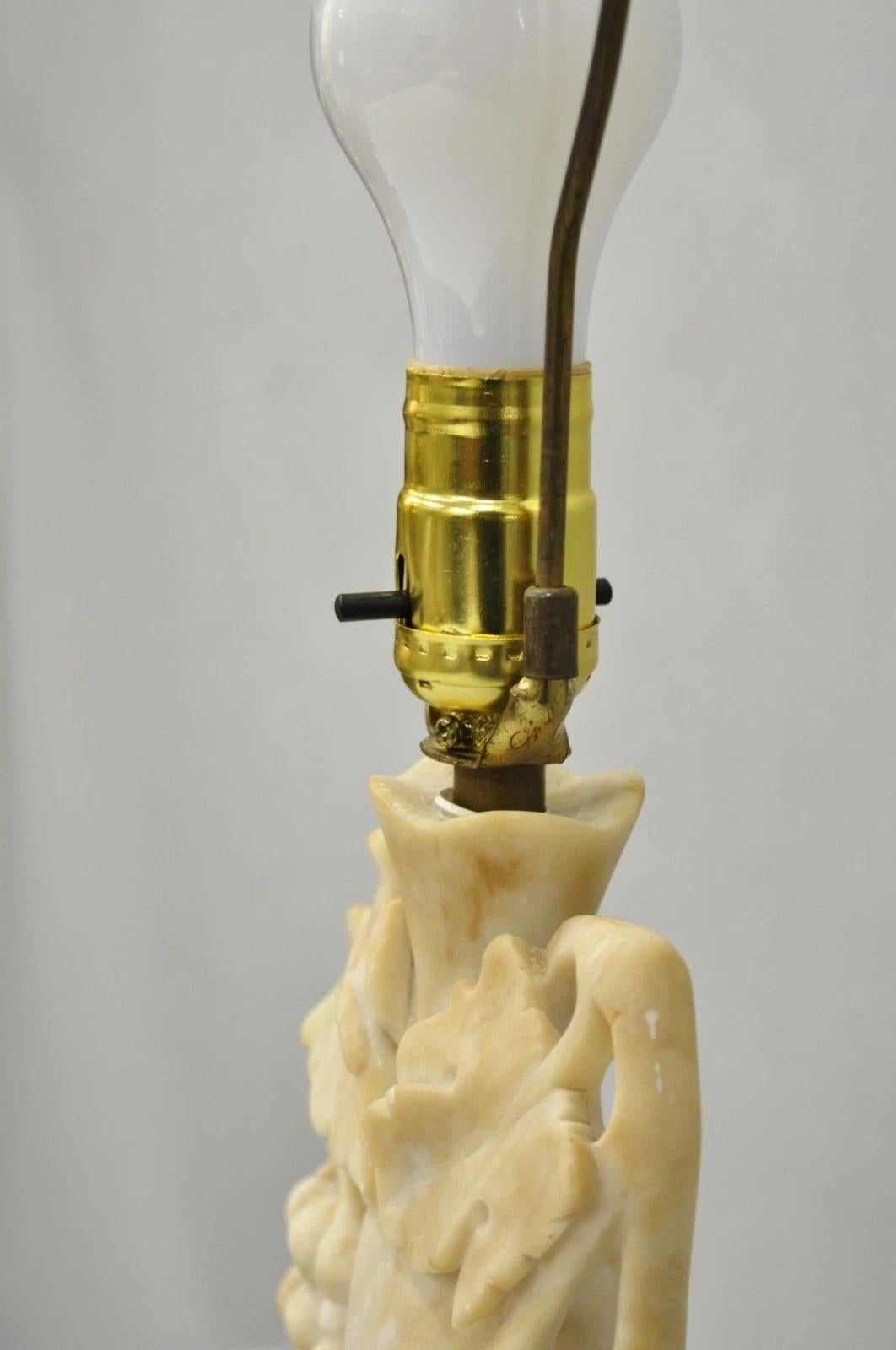 Art Nouveau Italian Carved Alabaster Marble Small Urn & Grapevine Table Lamp For Sale 2