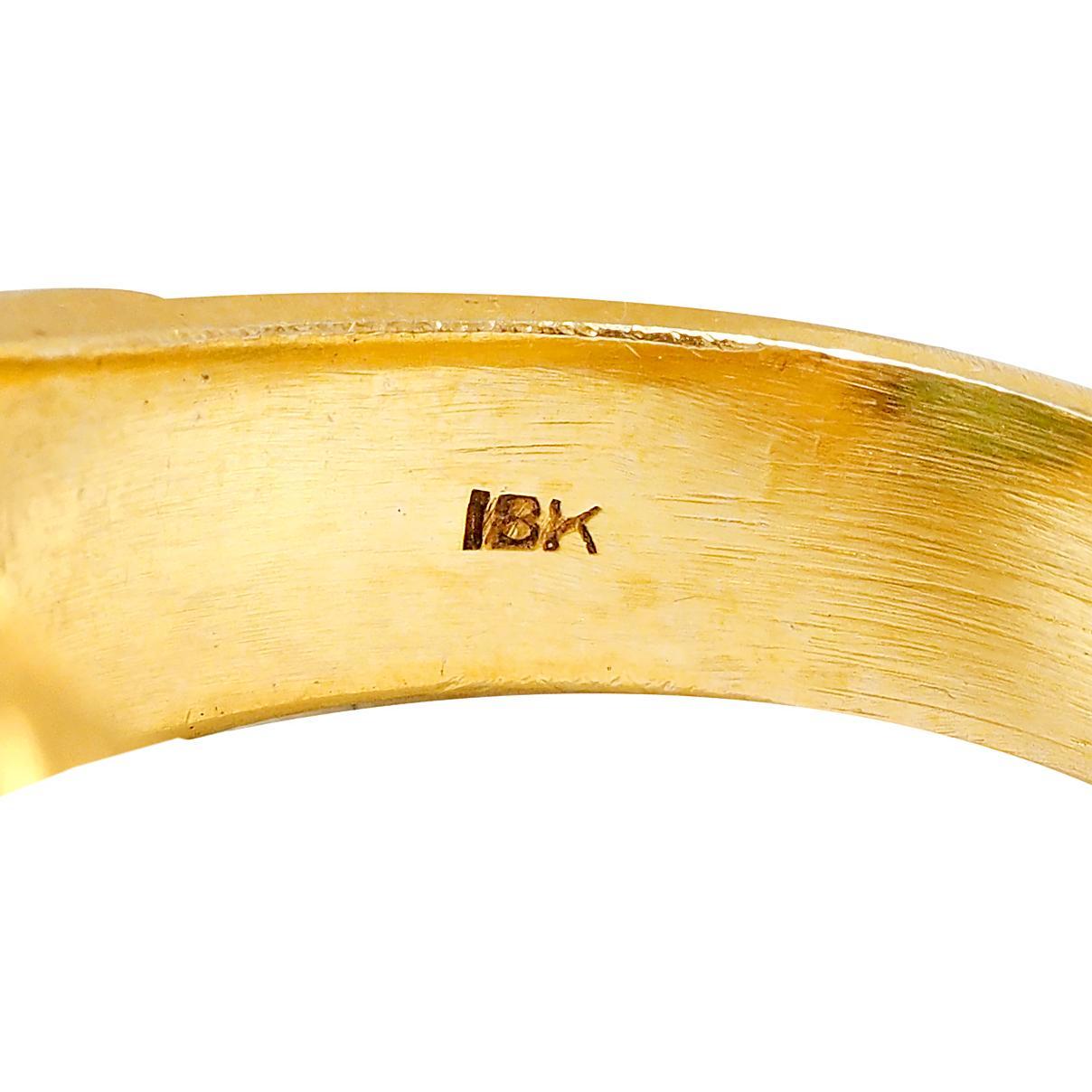 Anello di giada in stile liberty in oro giallo 18 carati, antico e unisex con gatto in vendita 2