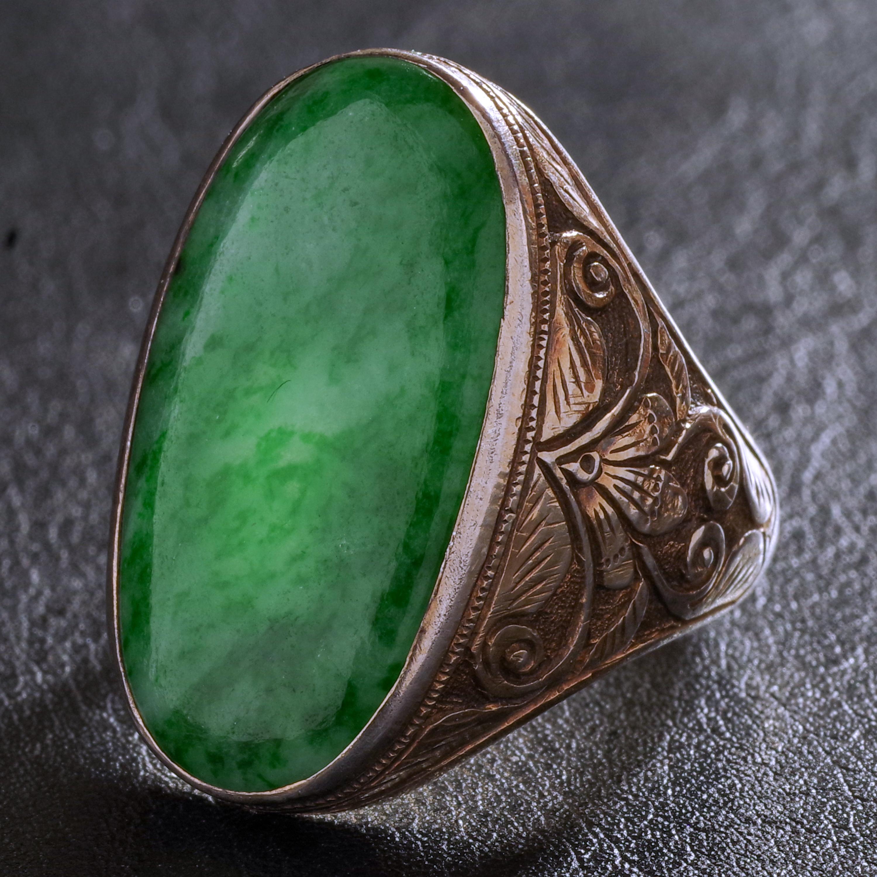 Art Nouveau Jade Ring from China in Silver Certified Untreated 4