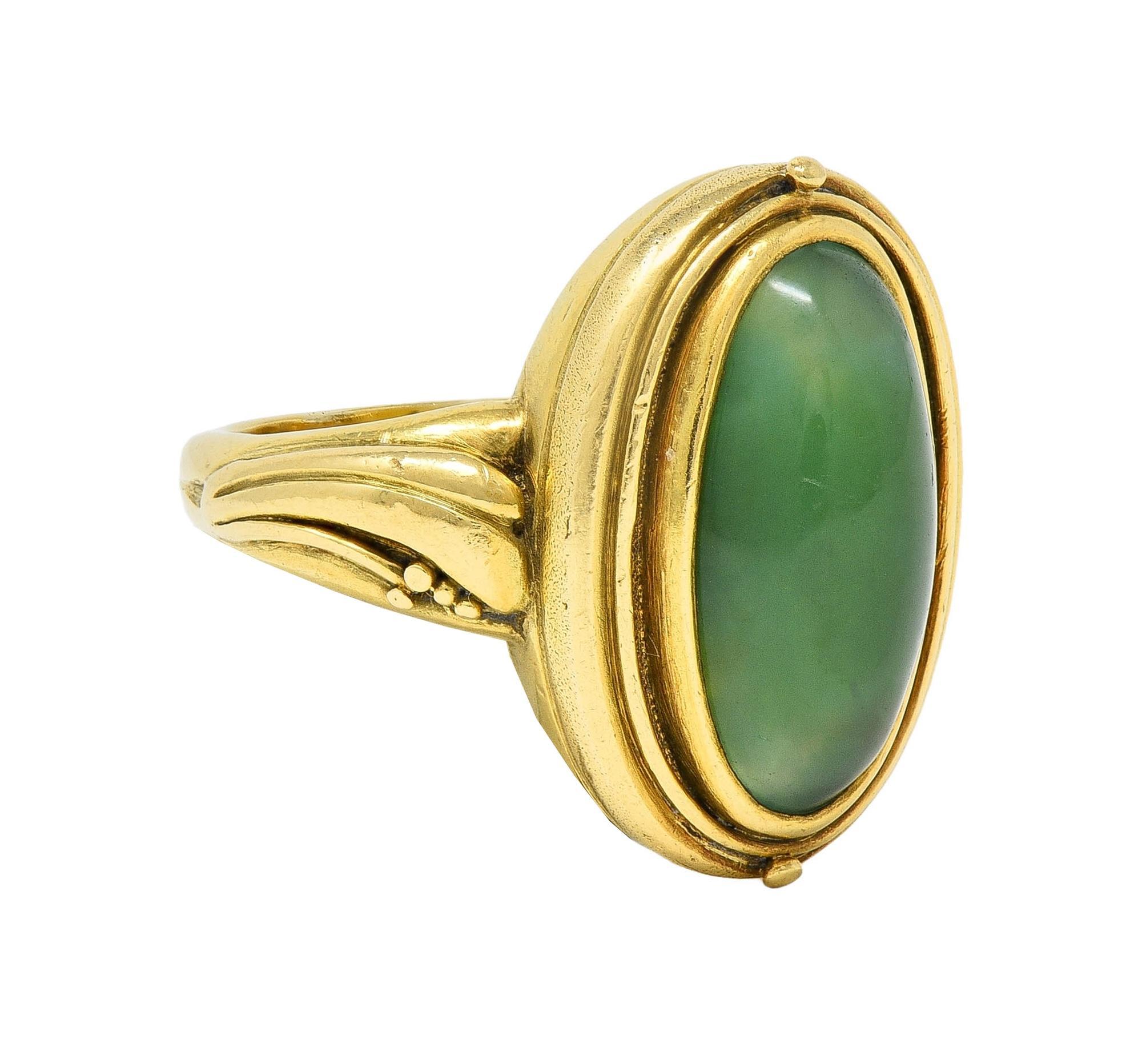 Cabochon Art Nouveau Jadeite Jade 18 Karat Yellow Gold Antique Signet Ring For Sale