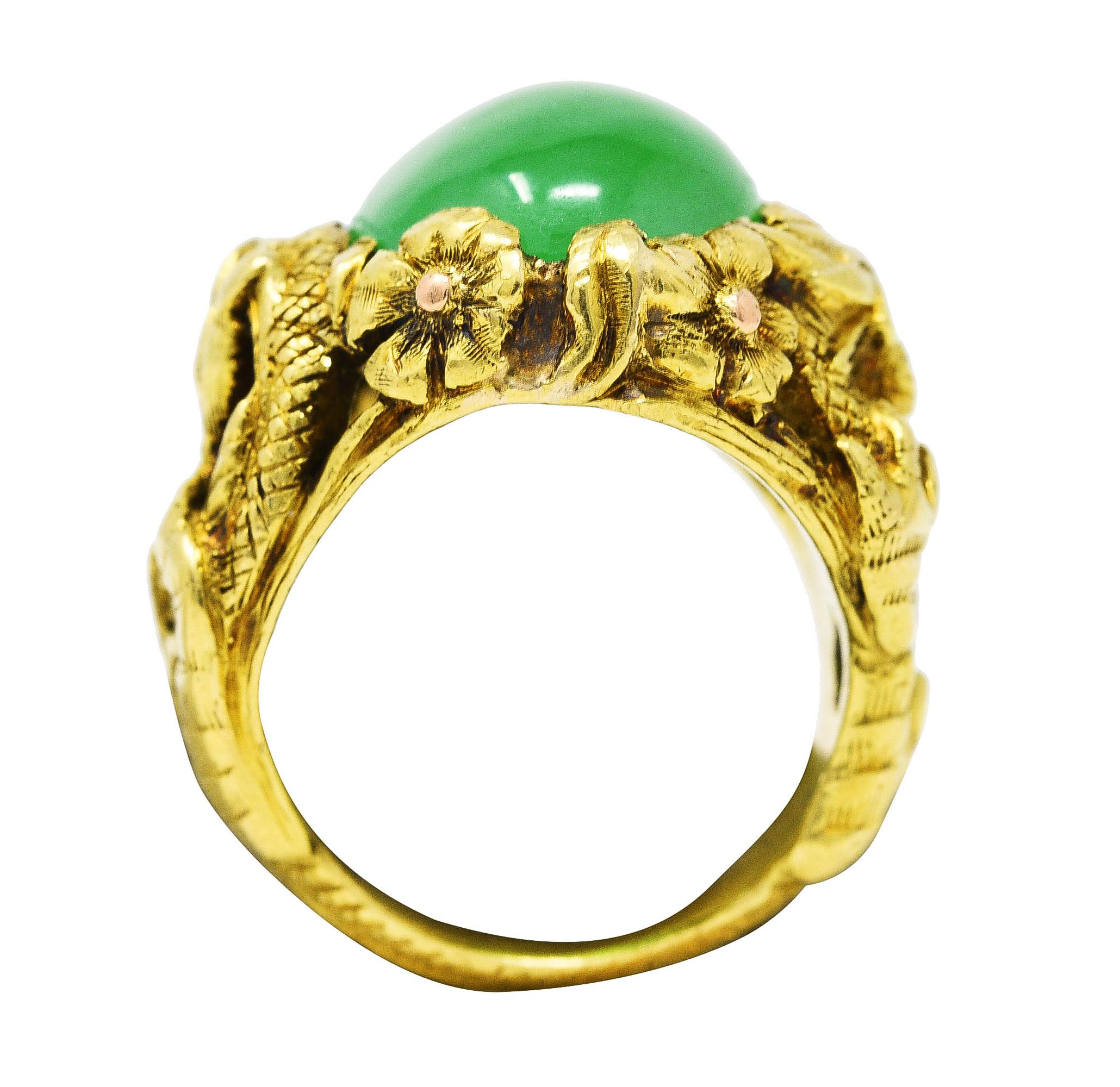 Art Nouveau Jadeite Jade Ruby 18 Karat Yellow Gold Dragon Antique Ring GIA For Sale 2