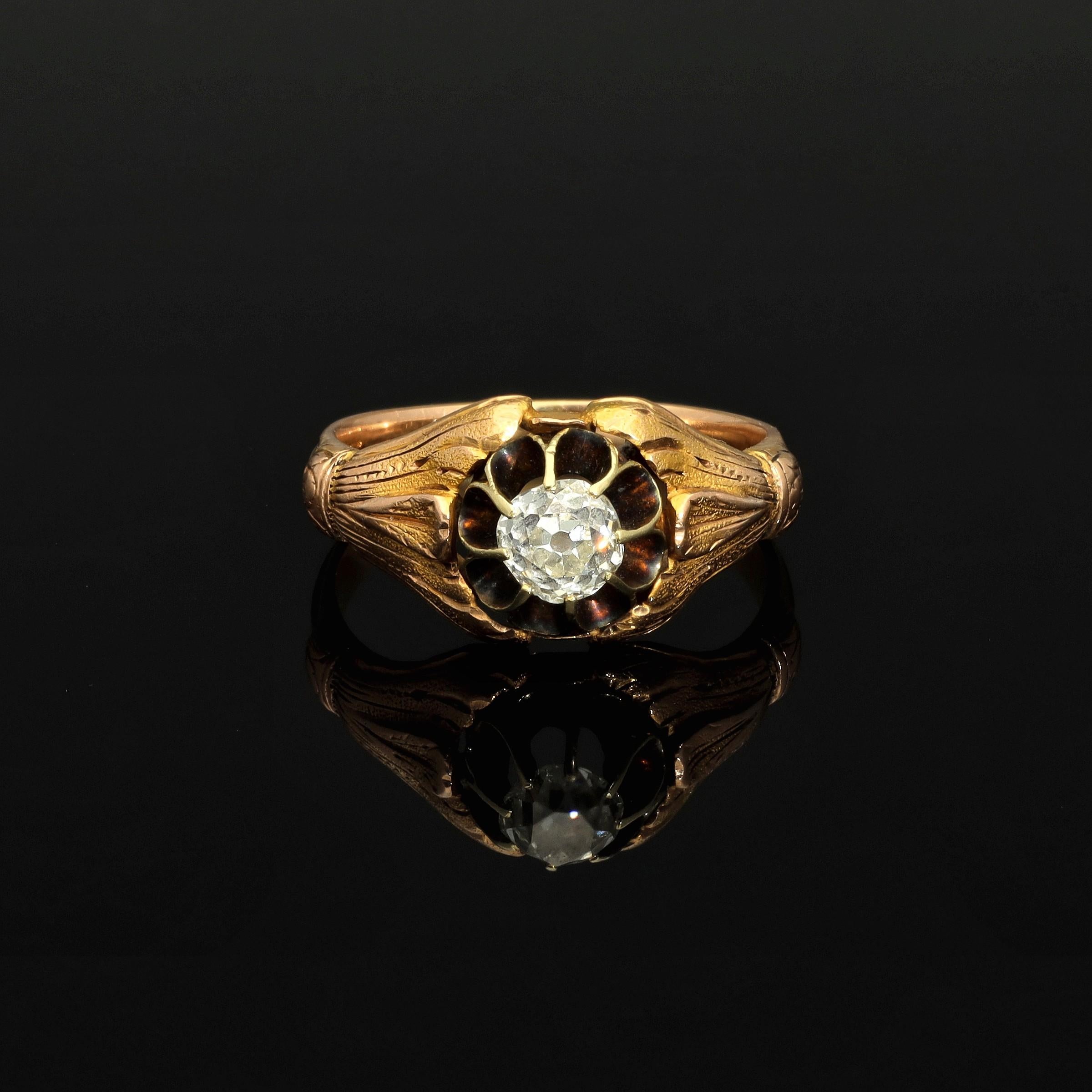 An amazingly preserved mid-late 19th century ring hand-crafted in 18k gold. This stuning unisex ring dates to the years 1800's and presumably comes from France. 

Boasting a highly elevated belcher style prongs, the crown carries a chunky natural