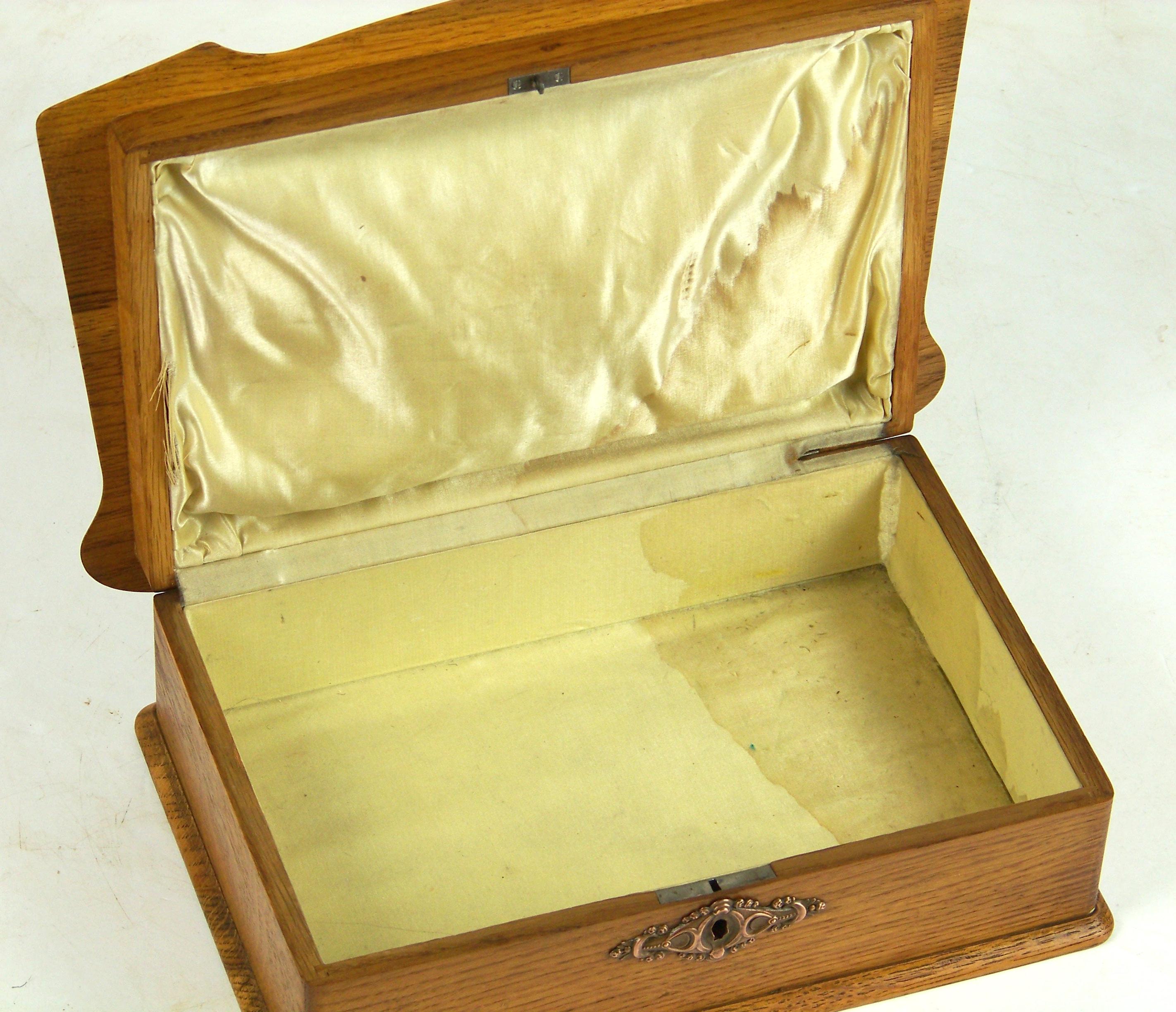 Belle Époque Art Nouveau Jewelry Box