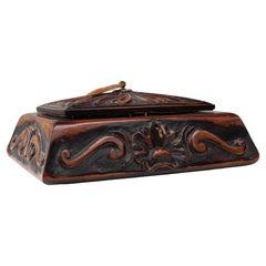 Joyero Art Nouveau de madera esculpida, Francia ca. 1915