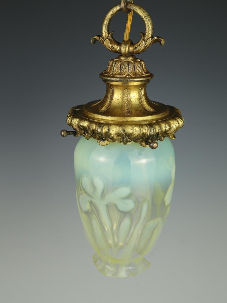 Art Nouveau John Walsh Walsh Pendentif en verre Vaseline c1900 4