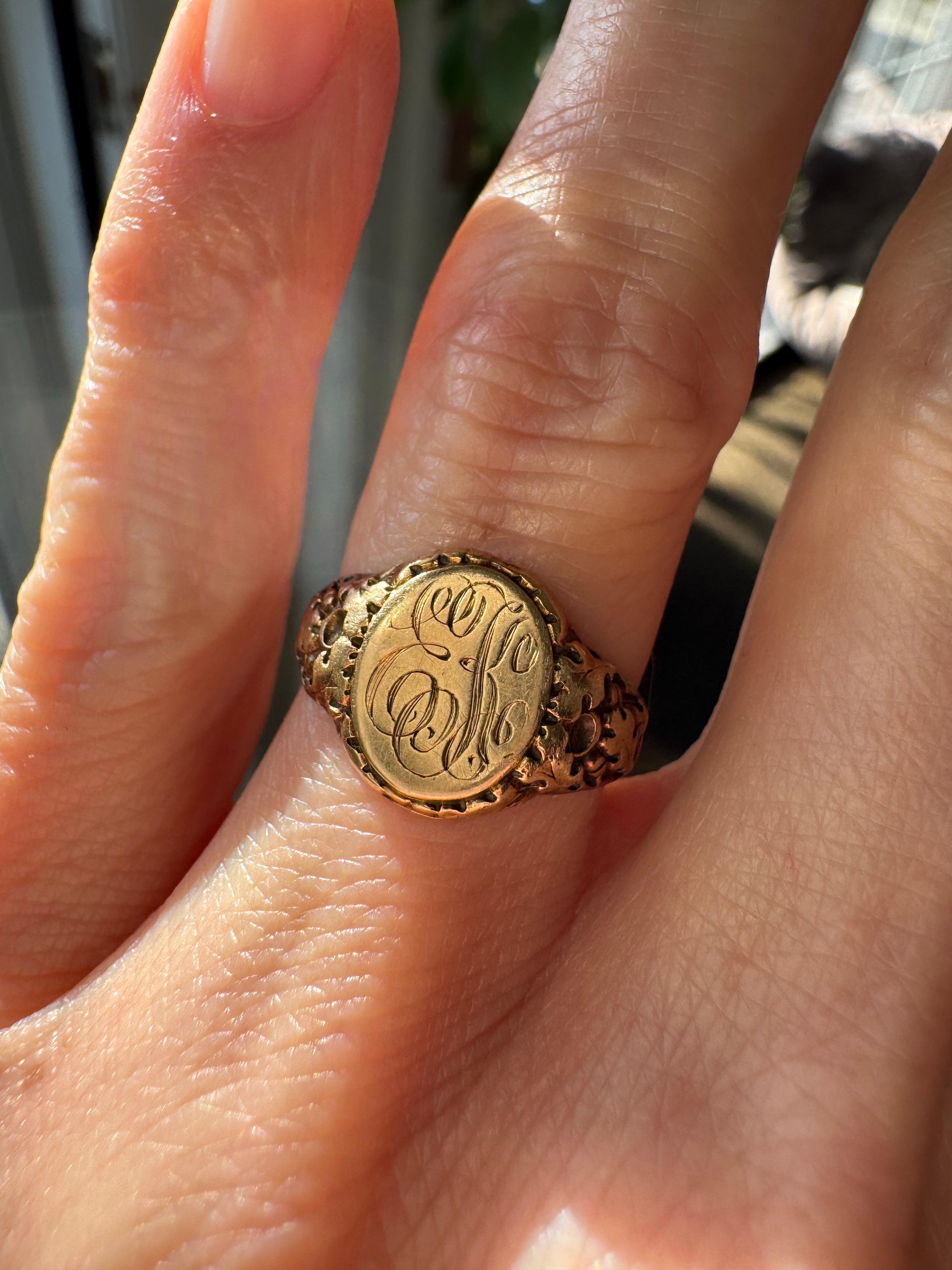 Art Nouveau Jones & Woodland Co. Acorn Signet Ring For Sale 1