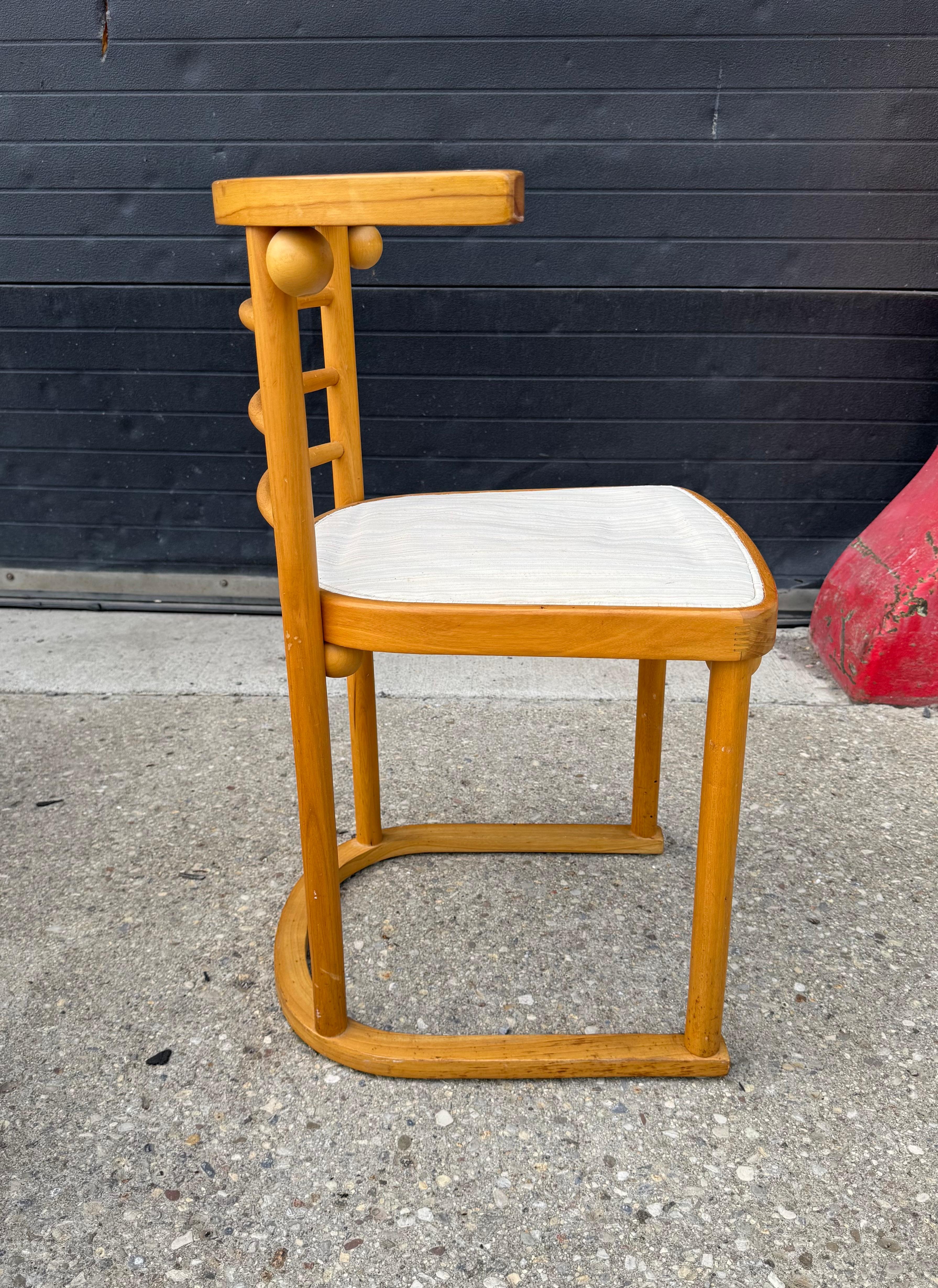 Mouvement esthétique Chaises de salle à manger Art nouveau Josef Hoffmann Fledermaus, Autriche, années 1970, ensemble de 6 pièces en vente