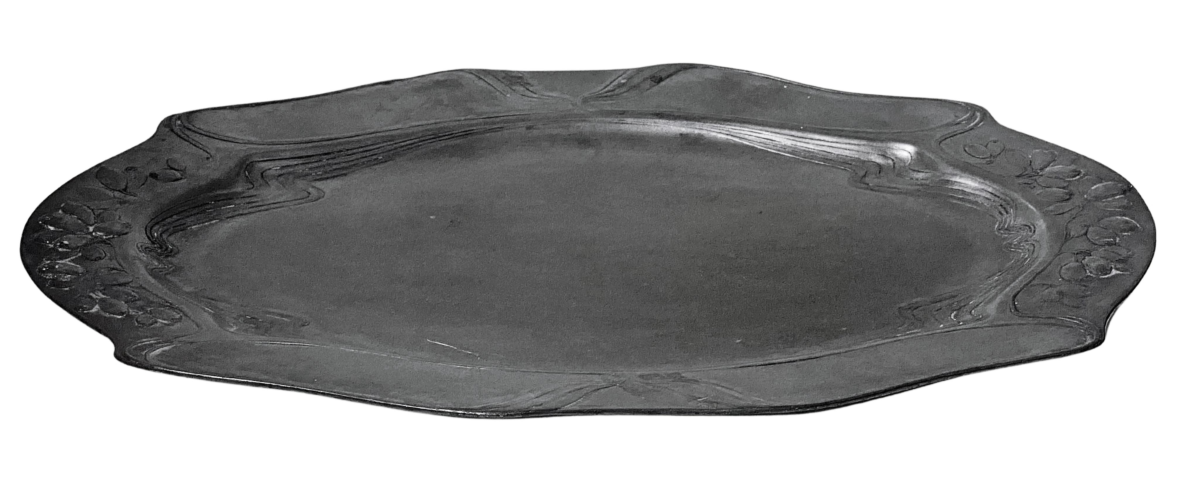 Art Nouveau Jugendstil Pewter Platter Tray Orivit C.1905 Germany. Platter Tray with stylised art nouveau decoration and fruit berry foliage. Stamped on under for Orivit and design number 2133. Original patina not buffed up, minimal wear commensurate
