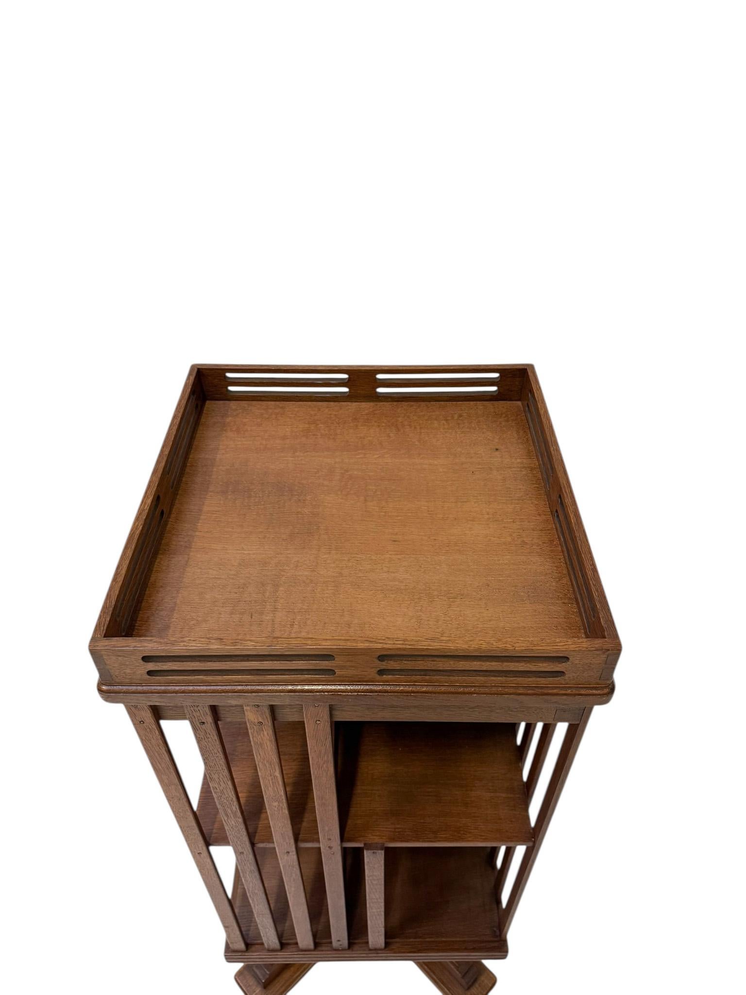 Art Nouveau Jugendstil Revolving Bookcase, 1900s in vendita 1