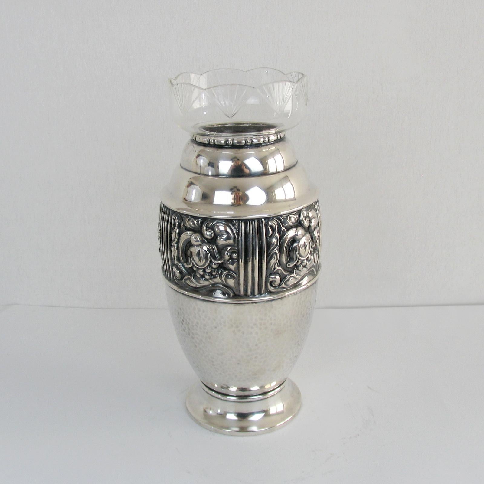 Art Nouveau, Jugendstil, Silver Plated Vase, Carl M Cohr, Denmark, 1900s In Good Condition For Sale In Bochum, NRW