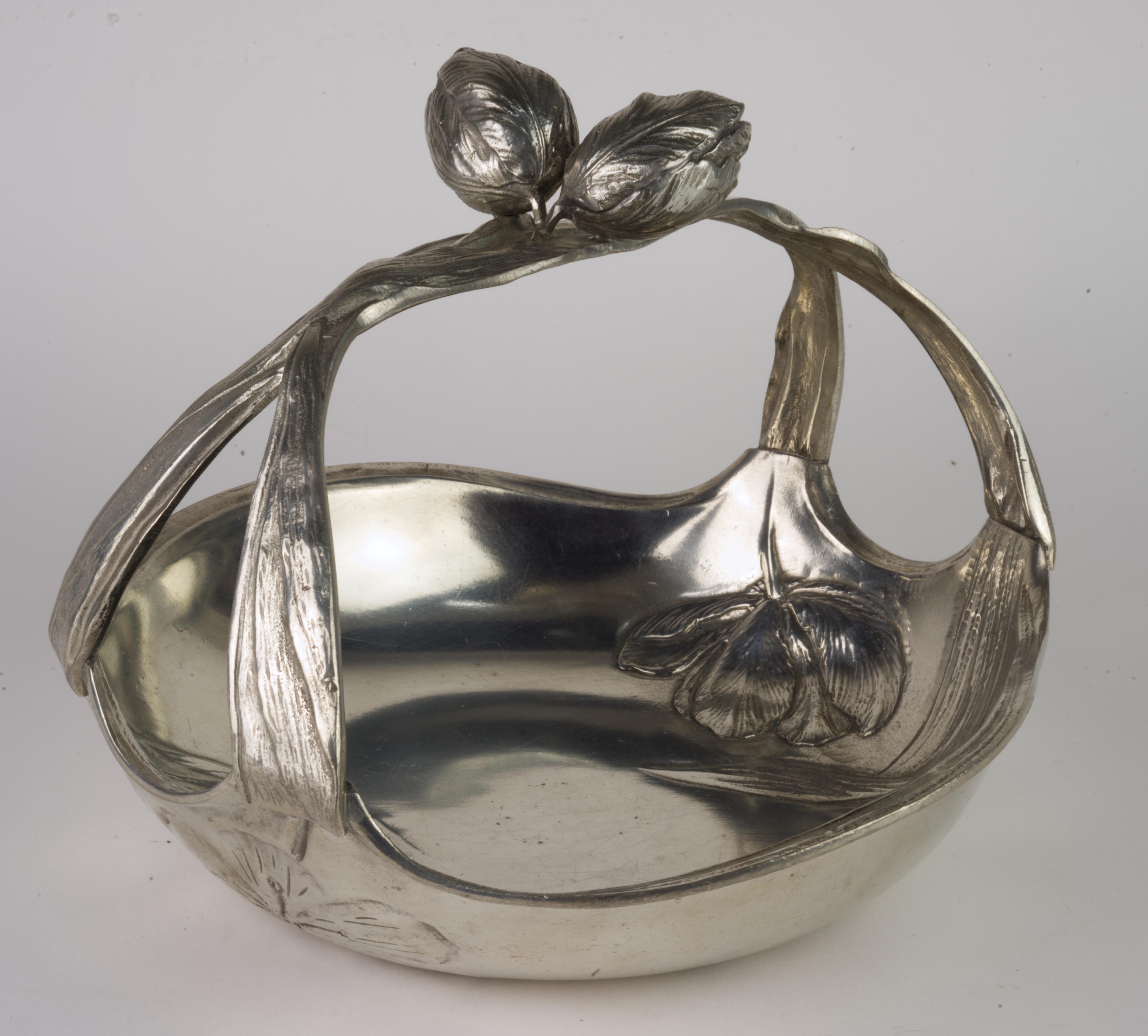 Italian Art Nouveau Jugendstil Tulip Basket in Style of Achille Gamba, Pewter, Italy  For Sale