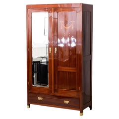 Antique Art Nouveau Kleiderschrank mit Spiegel und Intarsien (Wien, um 1910)