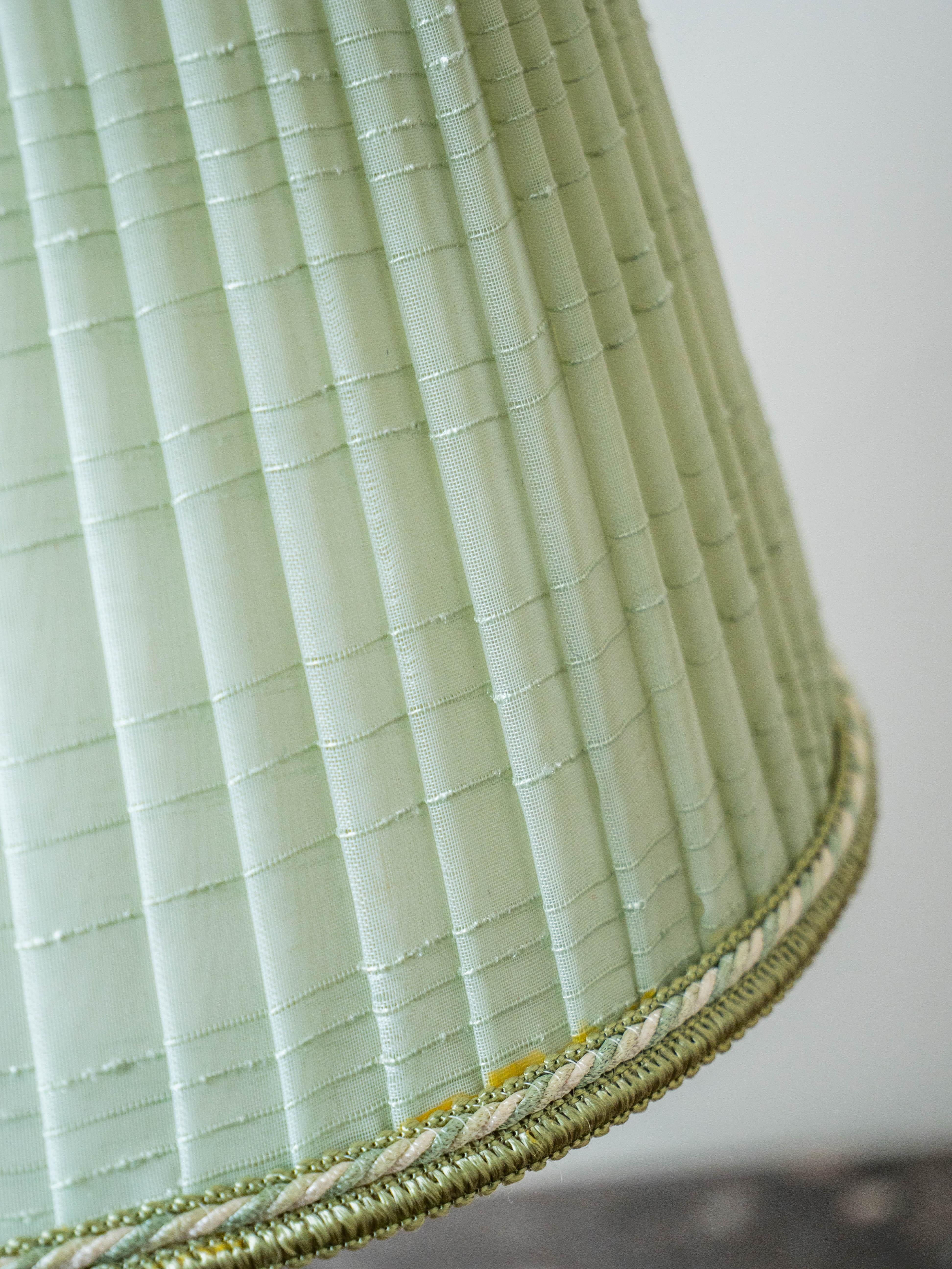 Glass Art Nouveau lamp André Delatte Nancy For Sale