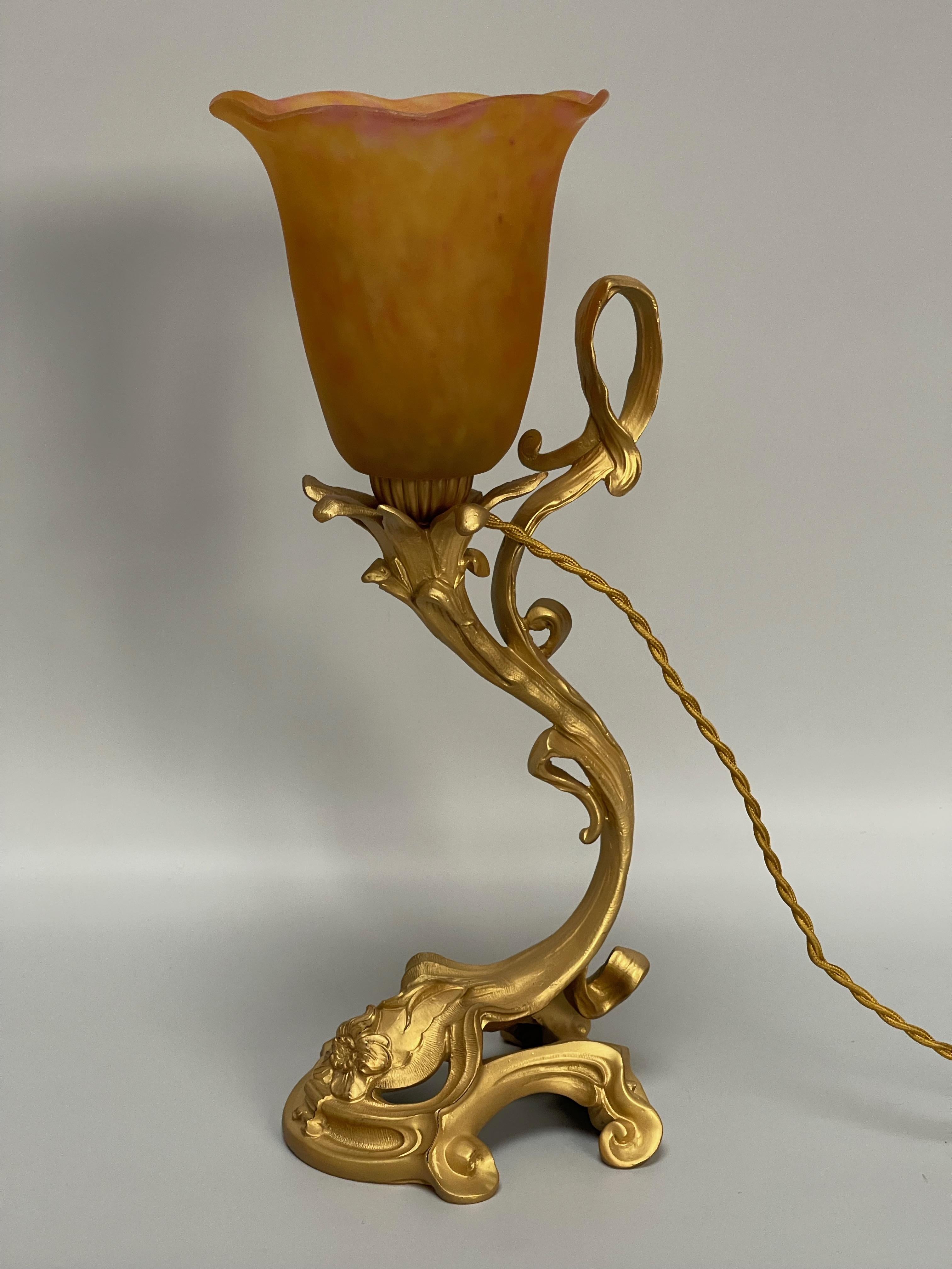 Art Nouveau Lamp by Victor Saglier and Daum Nancy For Sale 4
