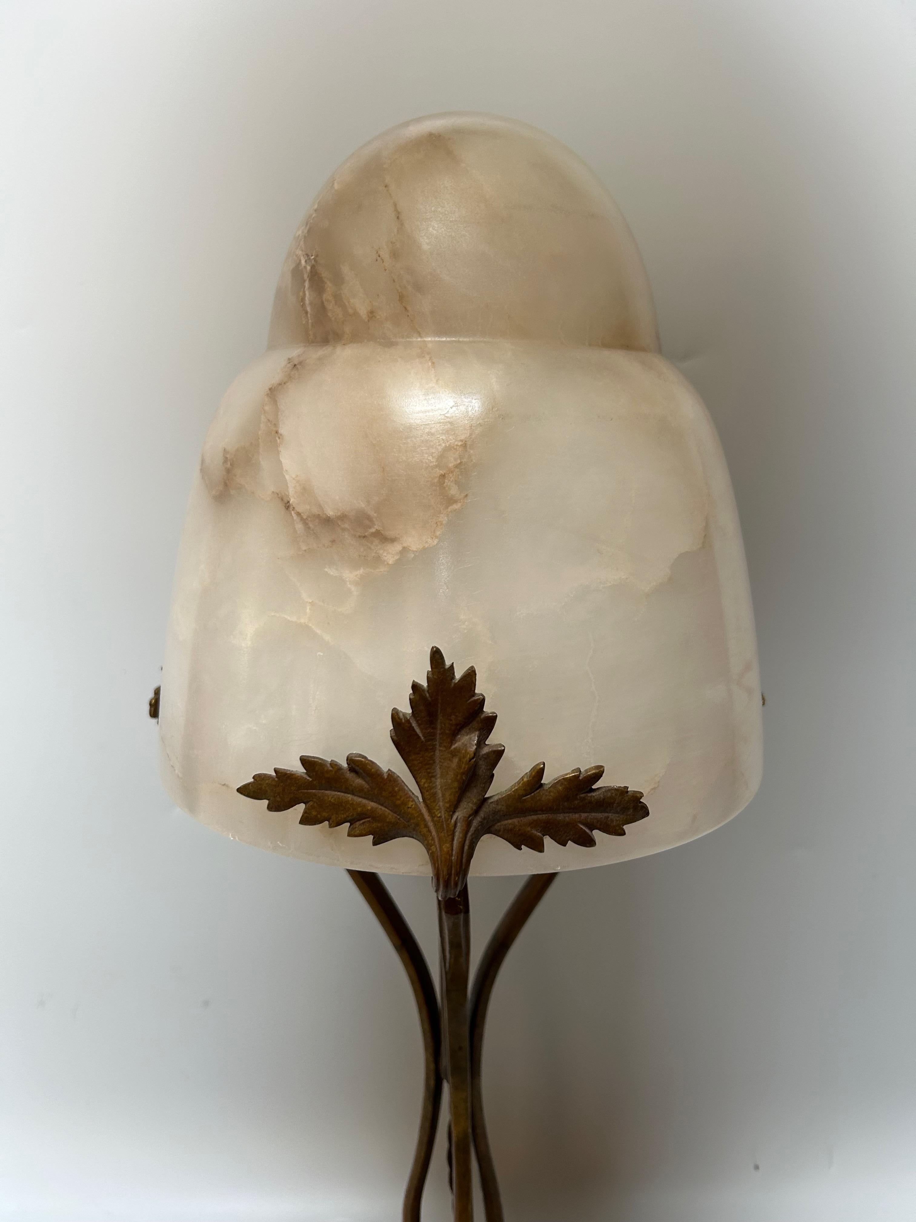 Early 20th Century Art Nouveau lamp circa 1910 For Sale