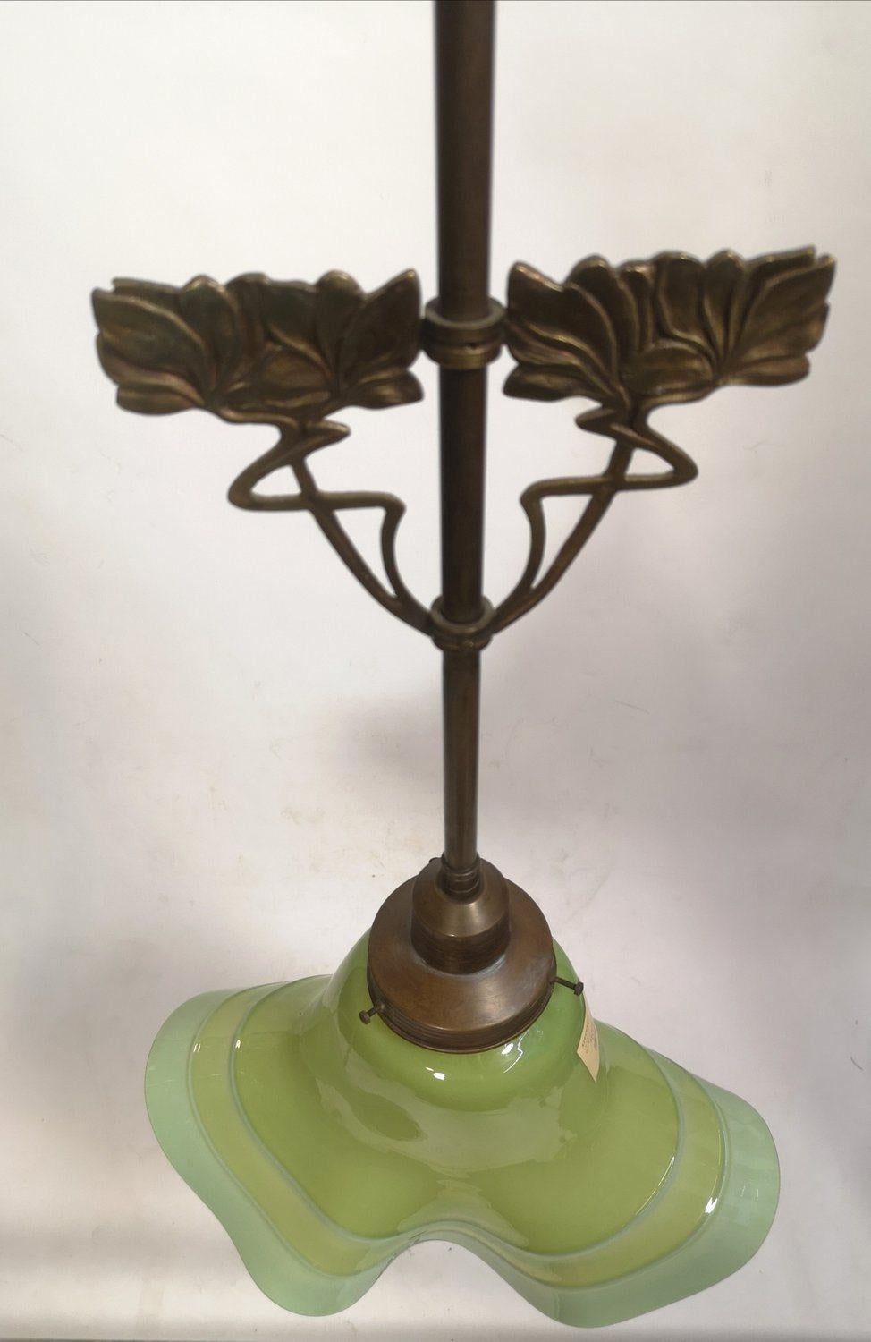Copper Art Nouveau lamp pendant with a green glass shade by Márton Horváth For Sale