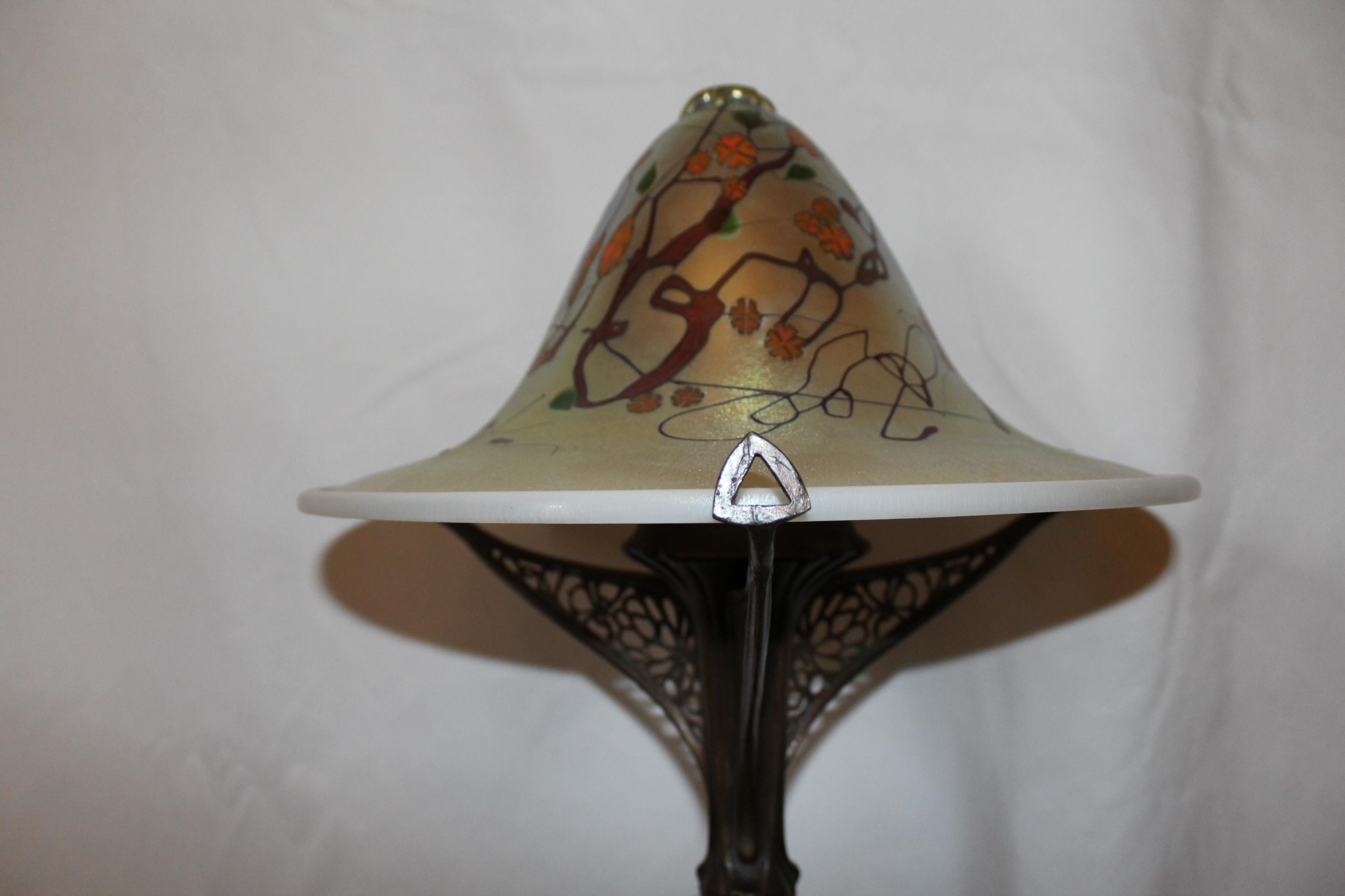 North American Art Nouveau Lamp, Art Glass Shade, Bronze Casting, after Louis Majorelle For Sale