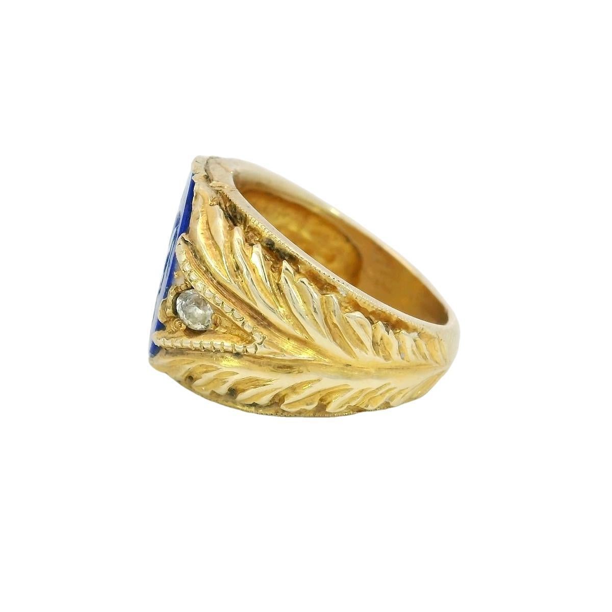 Art Nouveau Lapis Signet Ring Carved Griffin 14K Yellow Gold Size 8.5 In Good Condition In Fairfield, CT