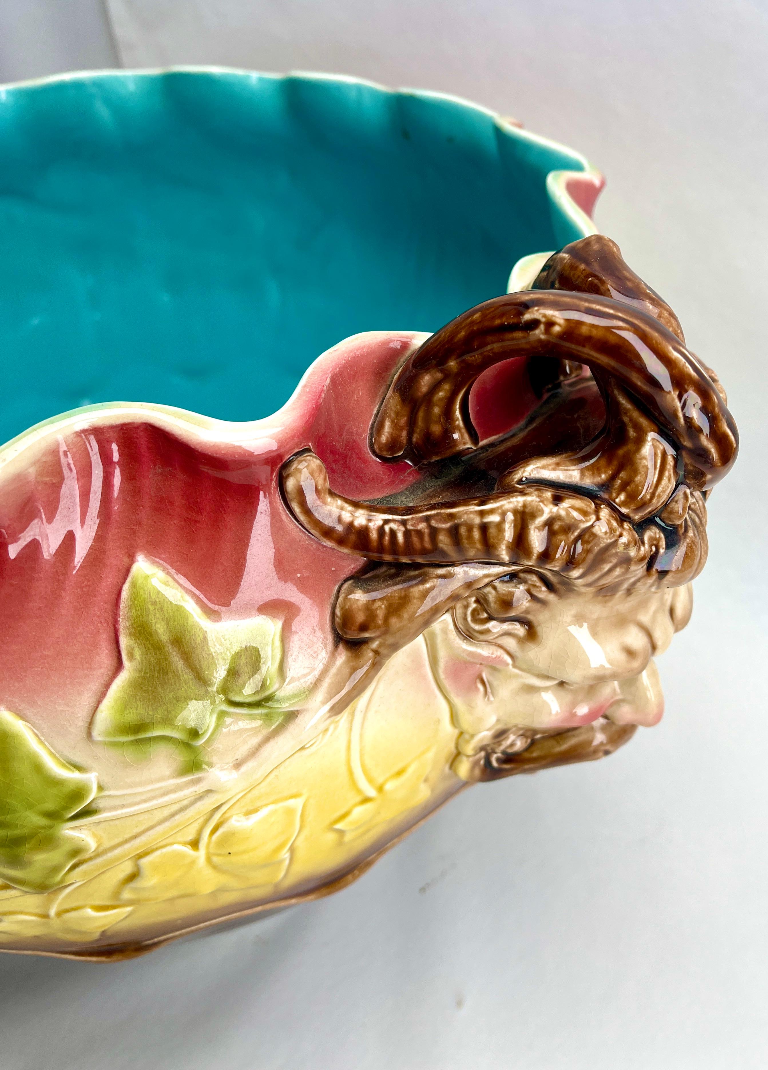 Art nouveau Grand vase en majolique Art Nouveau, estampillé Whit Sarreguemines en vente