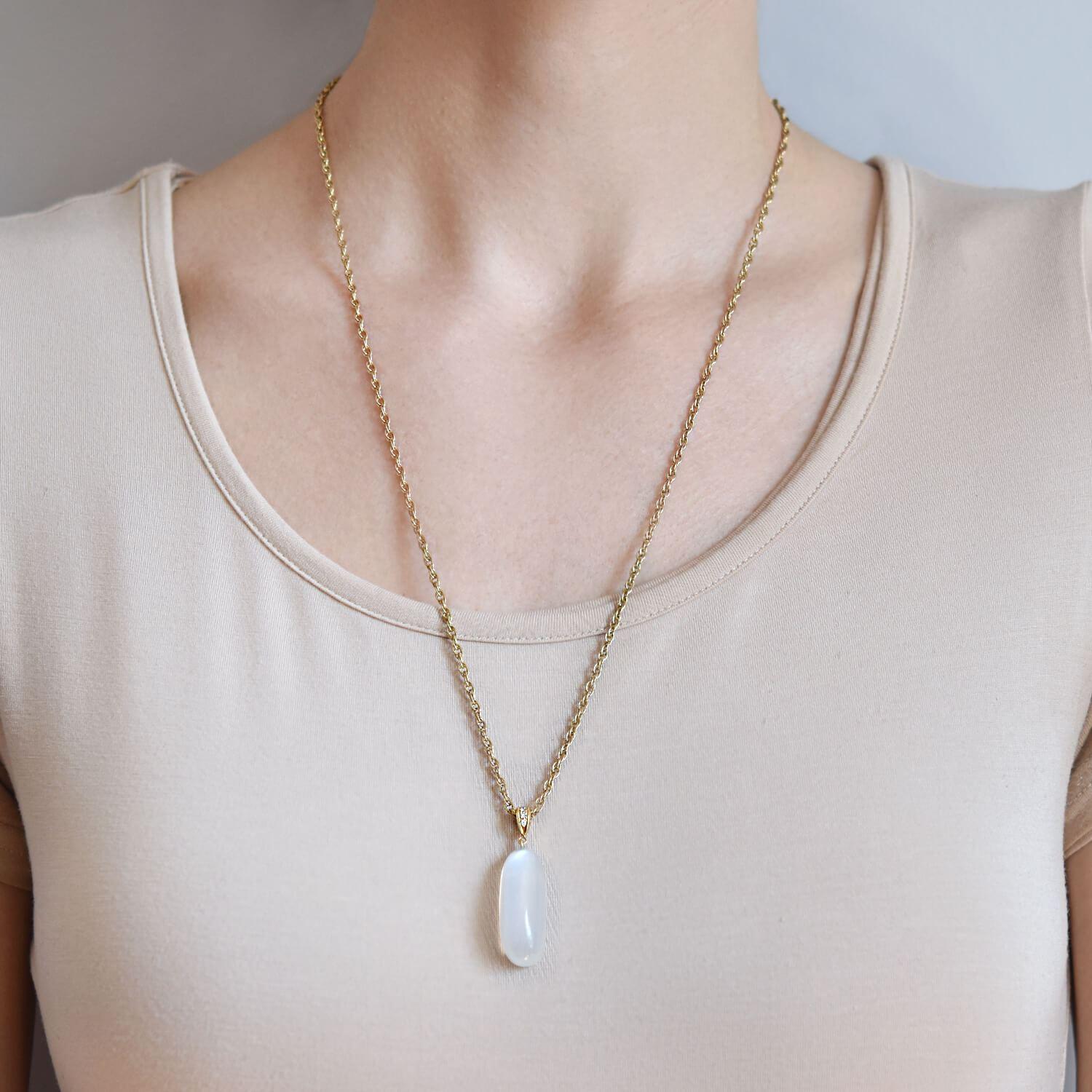 Art Nouveau Large Moonstone Drop Pendant with Modern Chain Necklace In Good Condition For Sale In Narberth, PA