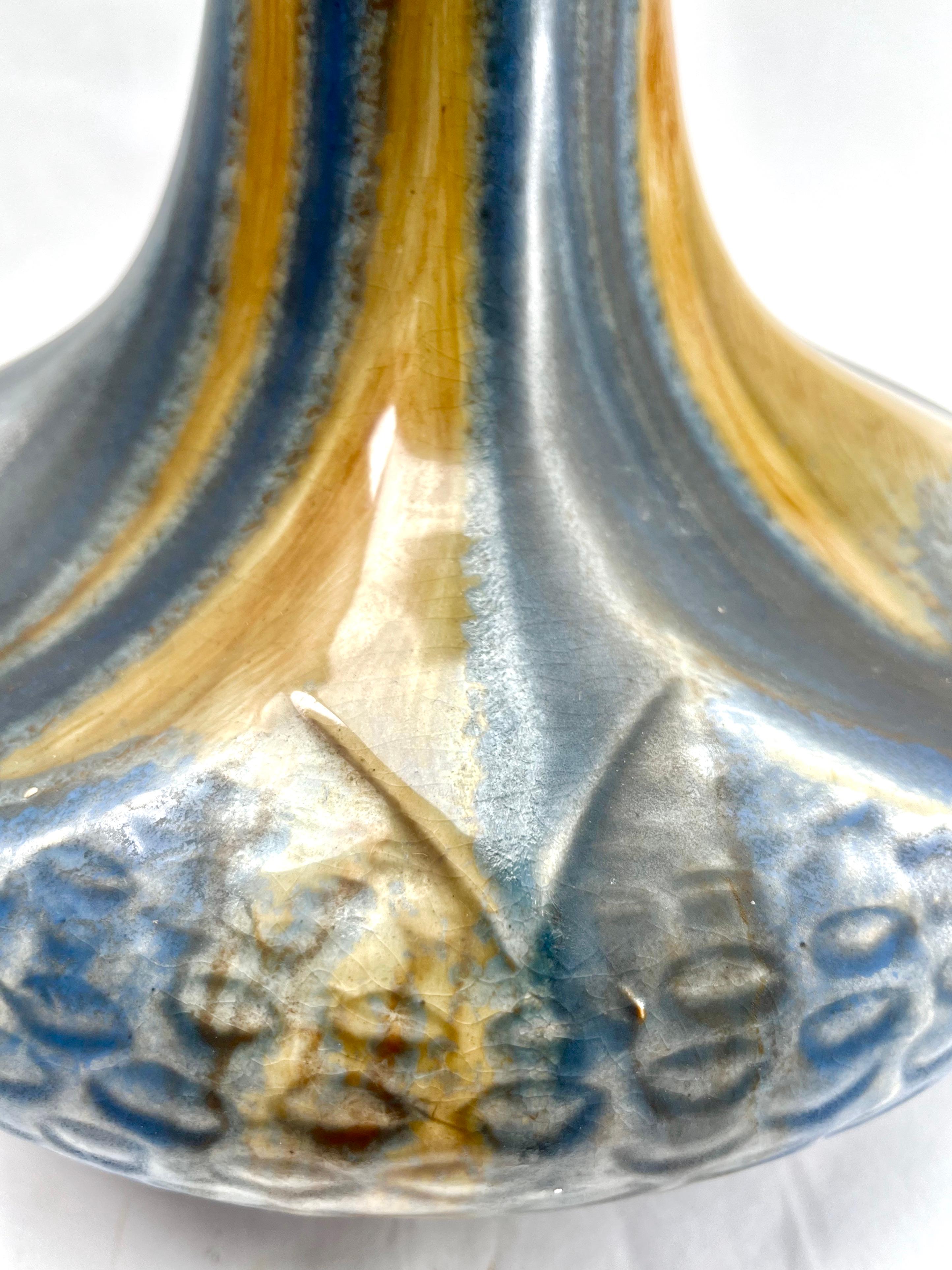 Art nouveau Grand vase Soliflore Art Nouveau fait à la main avec détails émaillés à la main, années 1930 en vente