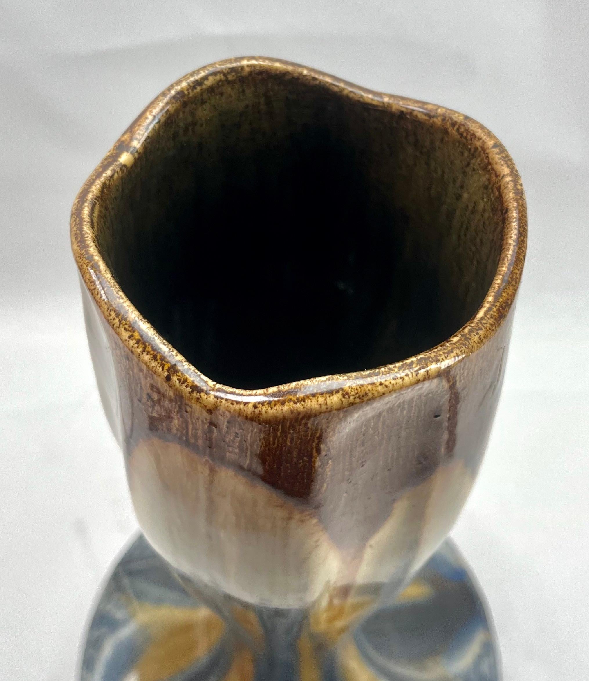 Grand vase Soliflore Art Nouveau fait à la main avec détails émaillés à la main, années 1930 en vente 1