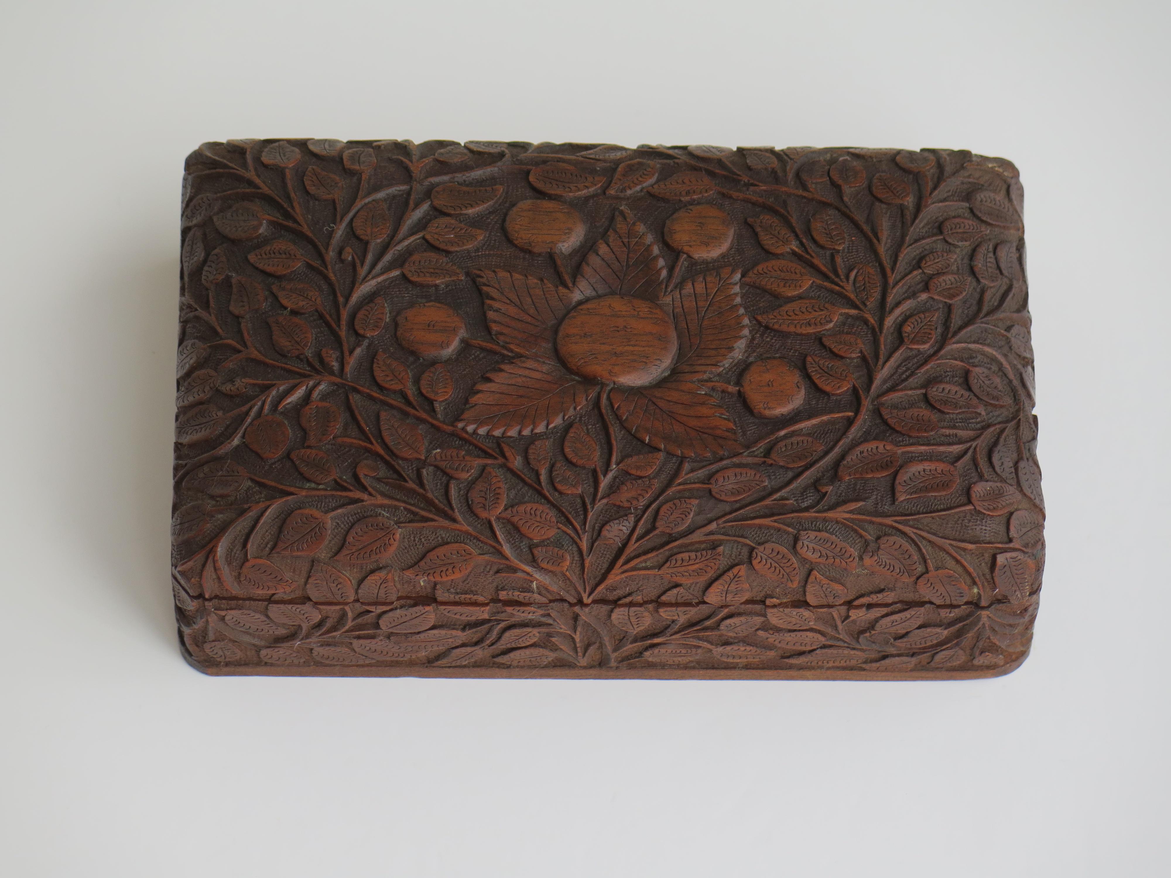 Brass Art Nouveau Lidded Oak Box with hand carved sinuous floral theme, circa 1900 For Sale