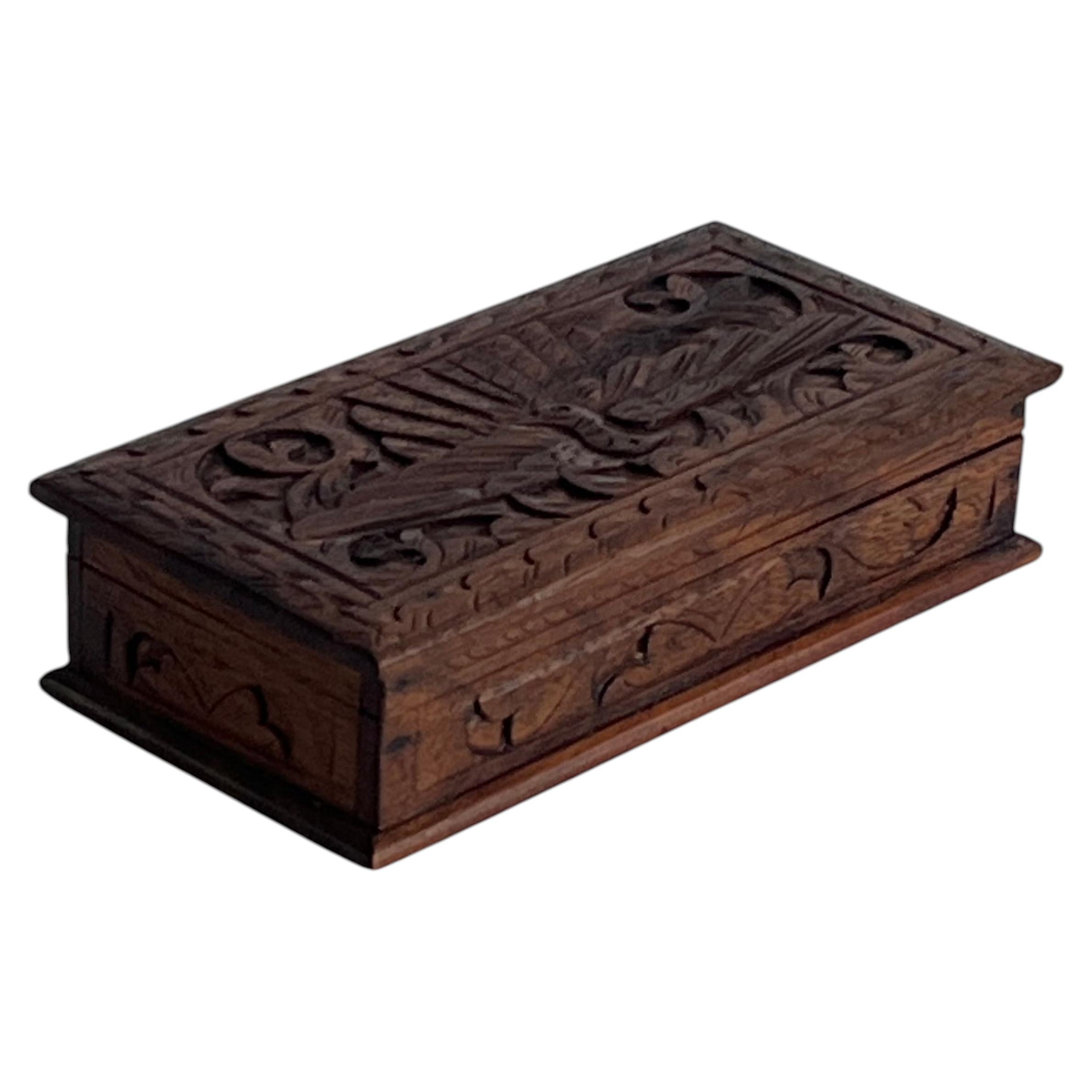 Art Nouveau Lidded Oak Box with hand carved sinuous floral theme, circa 1900