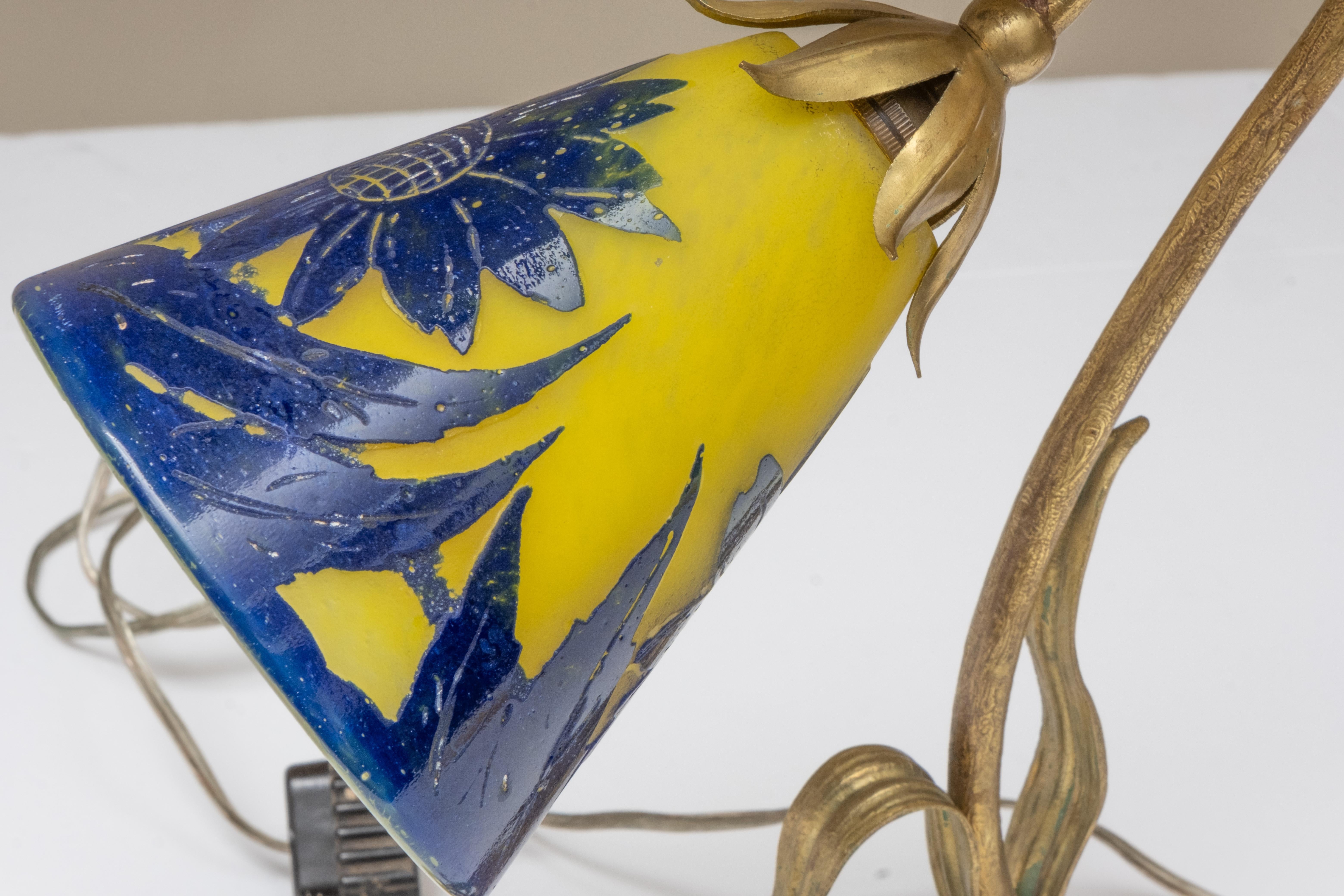 Art Nouveau Lighting Fixture, Bronze Cameo Cut Art Glass Shade Floral Wall Lamp  For Sale 2