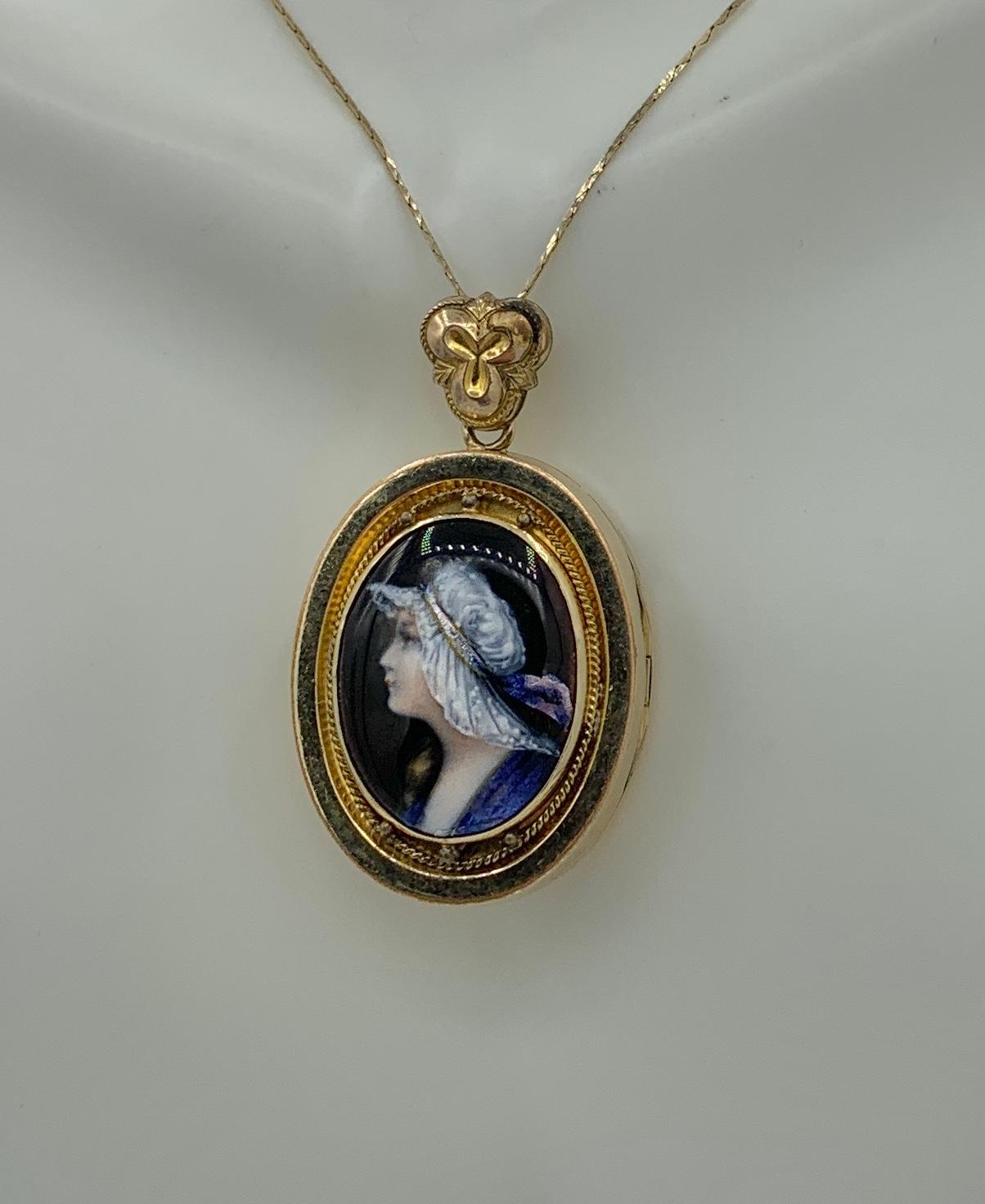 Art Nouveau Limoges Enamel Locket Pendant Maiden Hand Painted Necklace Antique In Excellent Condition For Sale In New York, NY