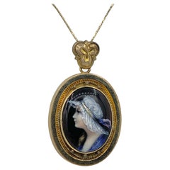Art Nouveau Limoges Esmalte Relicario Colgante Doncella Pintado a Mano Collar Antiguo