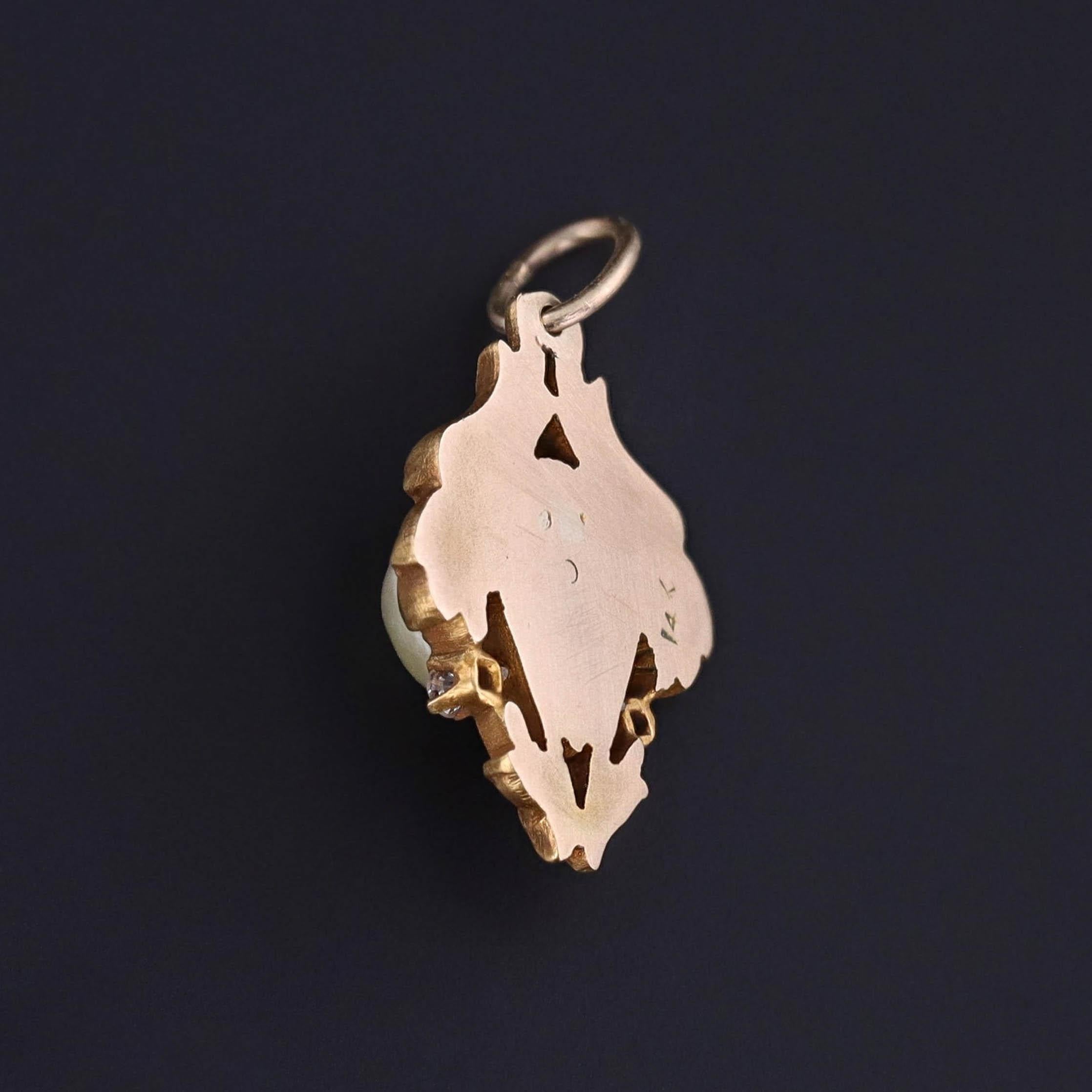 Art nouveau Breloque Art Nouveau Lion en or 14k en vente