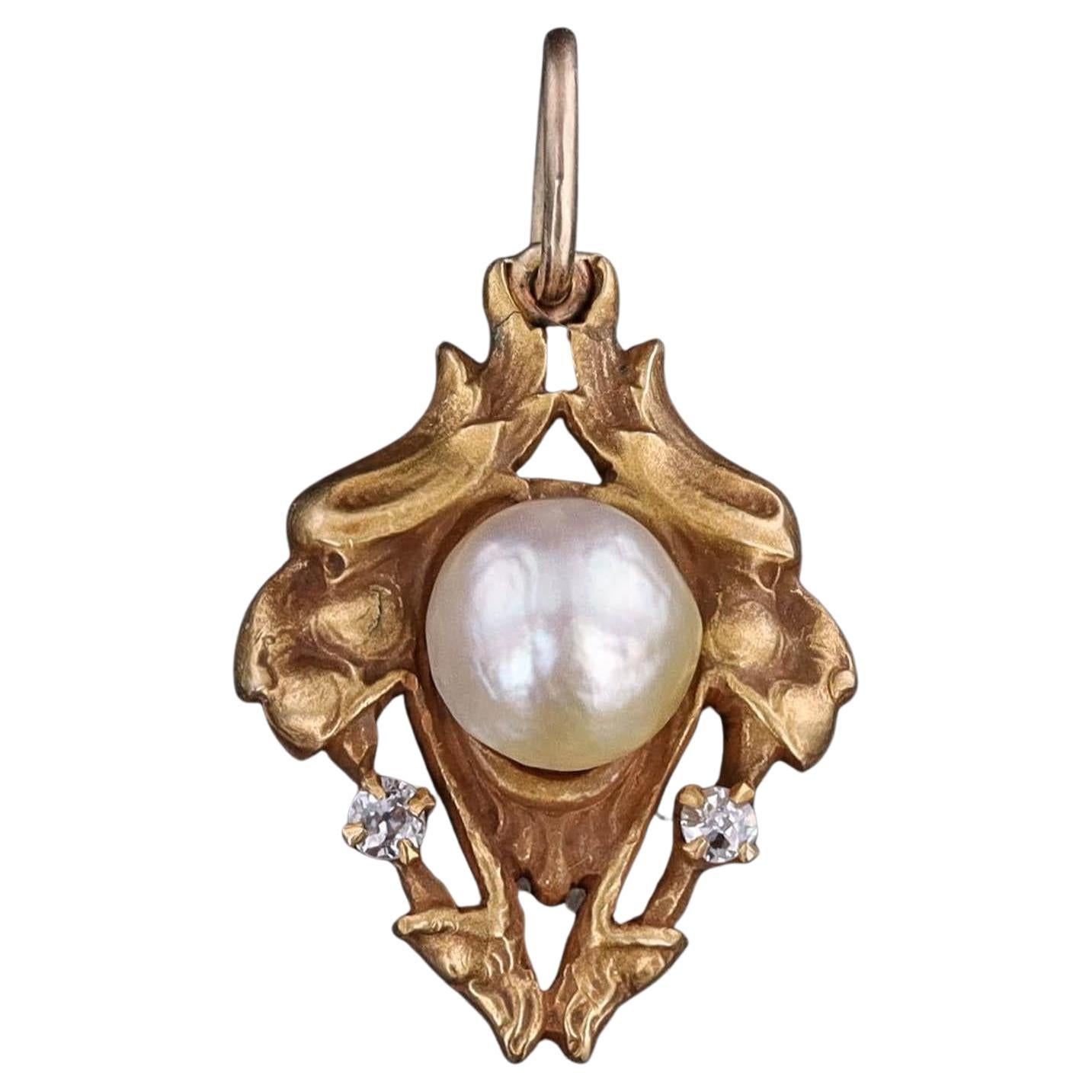 Art Nouveau Lion Charm of 14k Gold