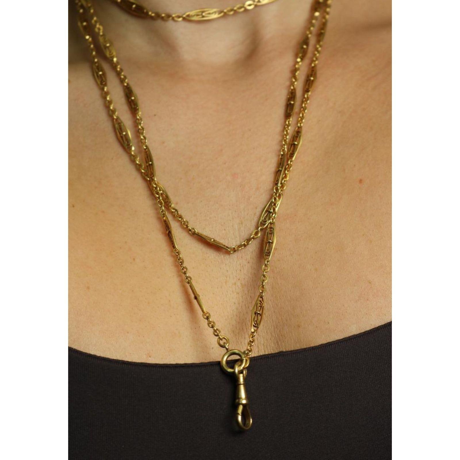 Art Nouveau Long Chain With Dog Clasp 18K Yellow Gold 60