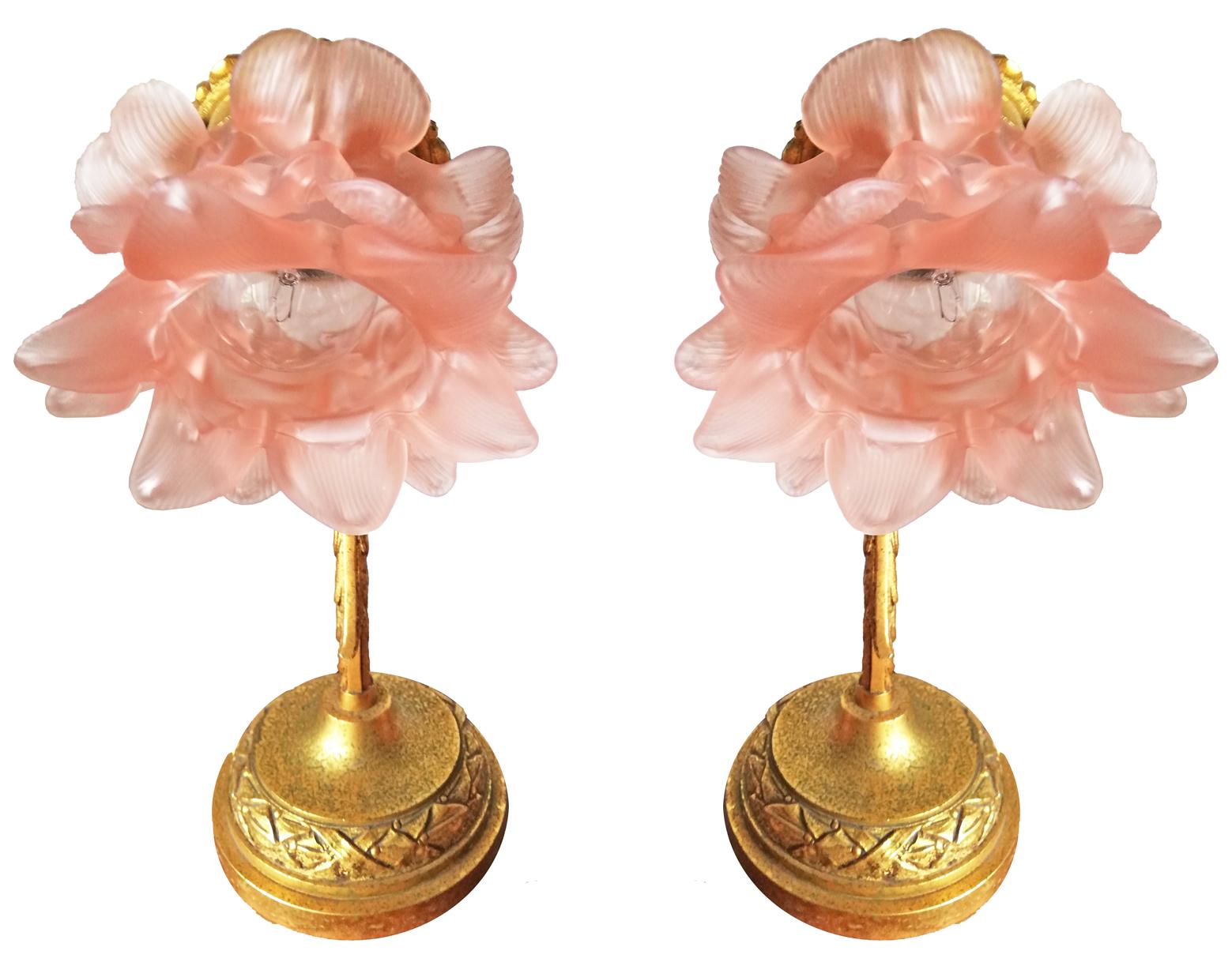Pair of antique ornate French Art Nouveau/deco frosted satin art glass petal flower lamp shade Table lamps
Measures:
Diameter 8 in/ 20 cm
Height 12 in / 30 cm
Weight: 4Kg / 5 lb
Age patina
Four-light bulbs E27 good working condition/European