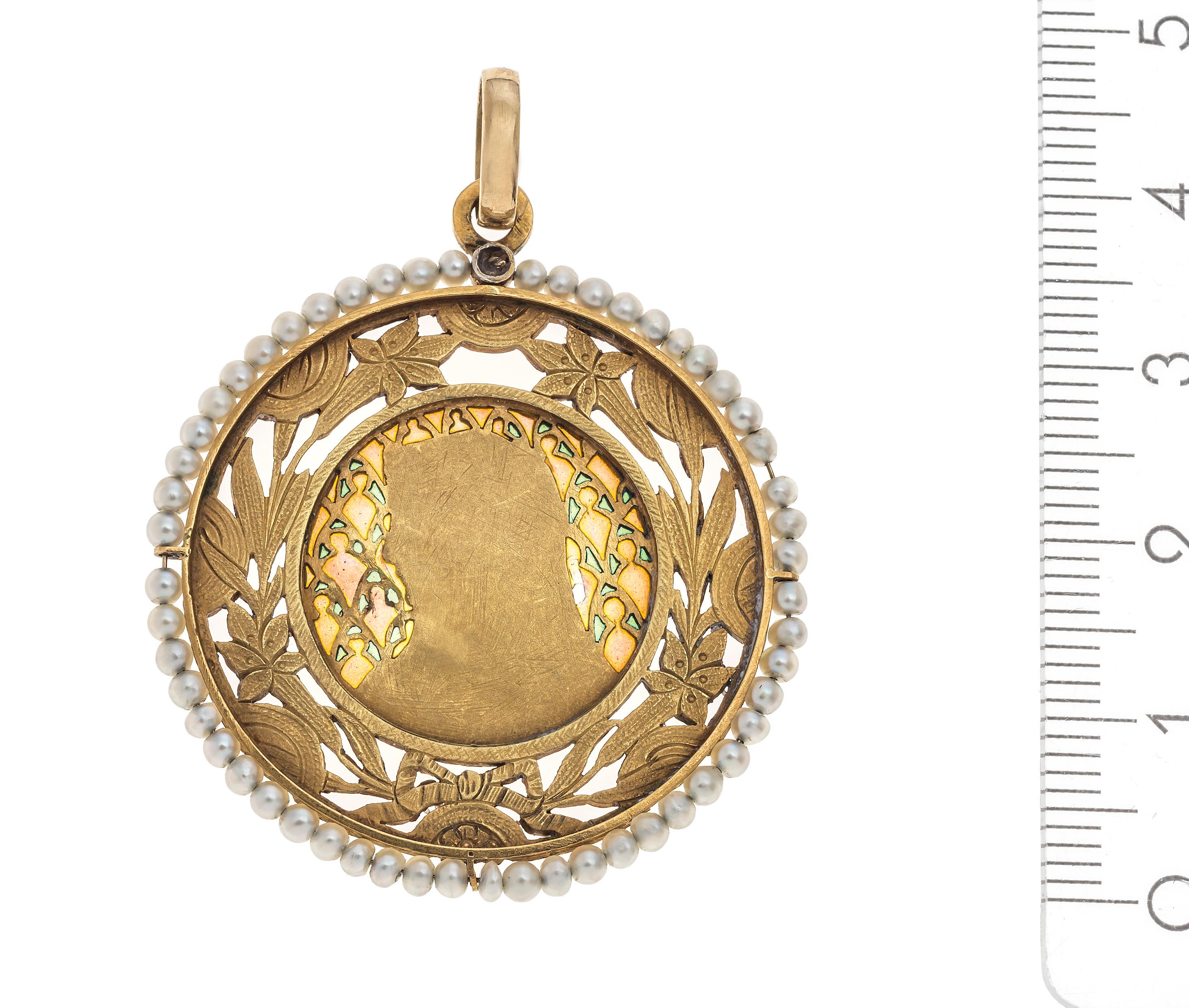 Jugendstil-Anhänger mit Jungfrau Maria, Plique À Jour, Emaille, 18 Karat Gold, Perlen und Diamanten (Art nouveau) im Angebot
