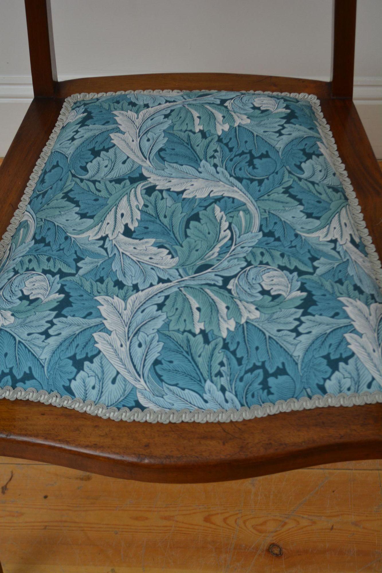Fauteuil / Chaise d'appoint Art Nouveau en acajou en vente 5
