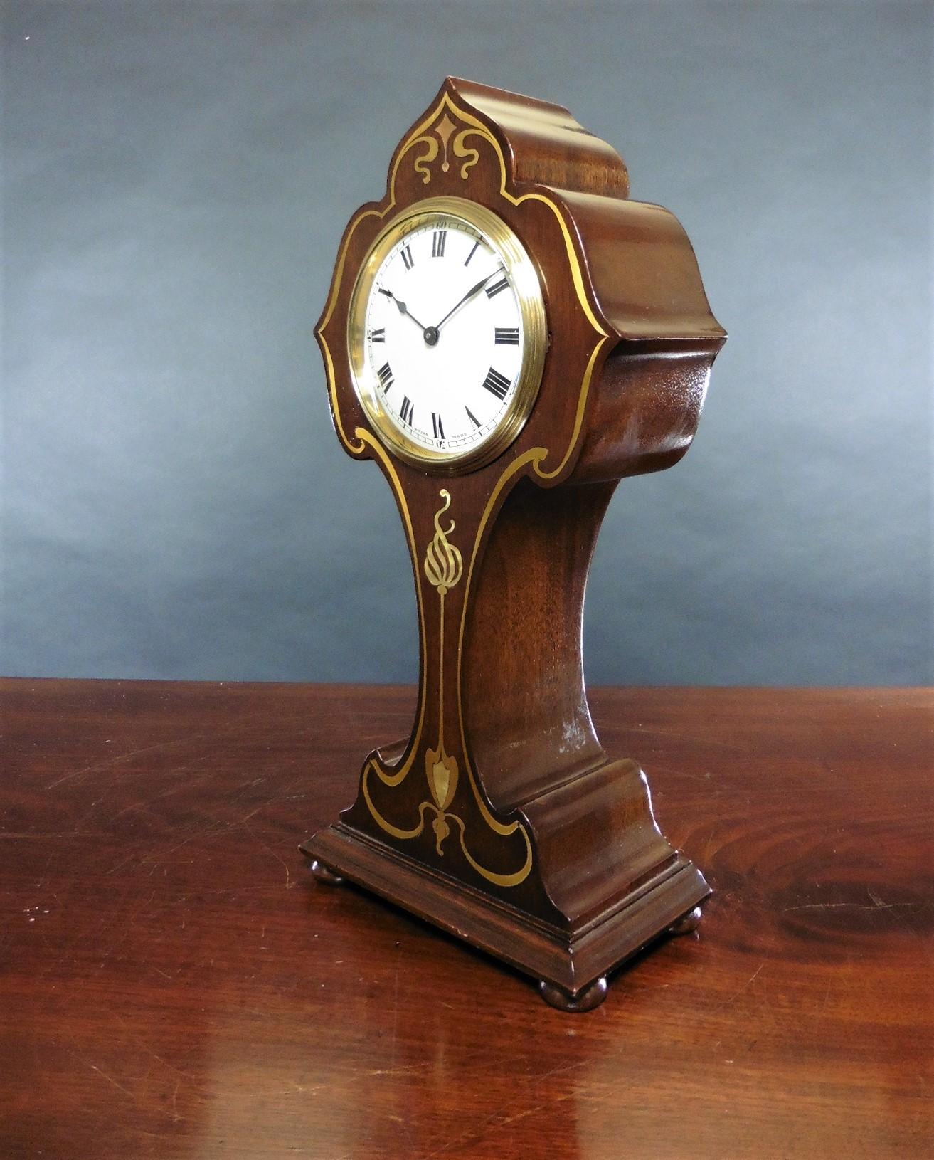 Suisse Horloge ballon en acajou Art Nouveau en vente