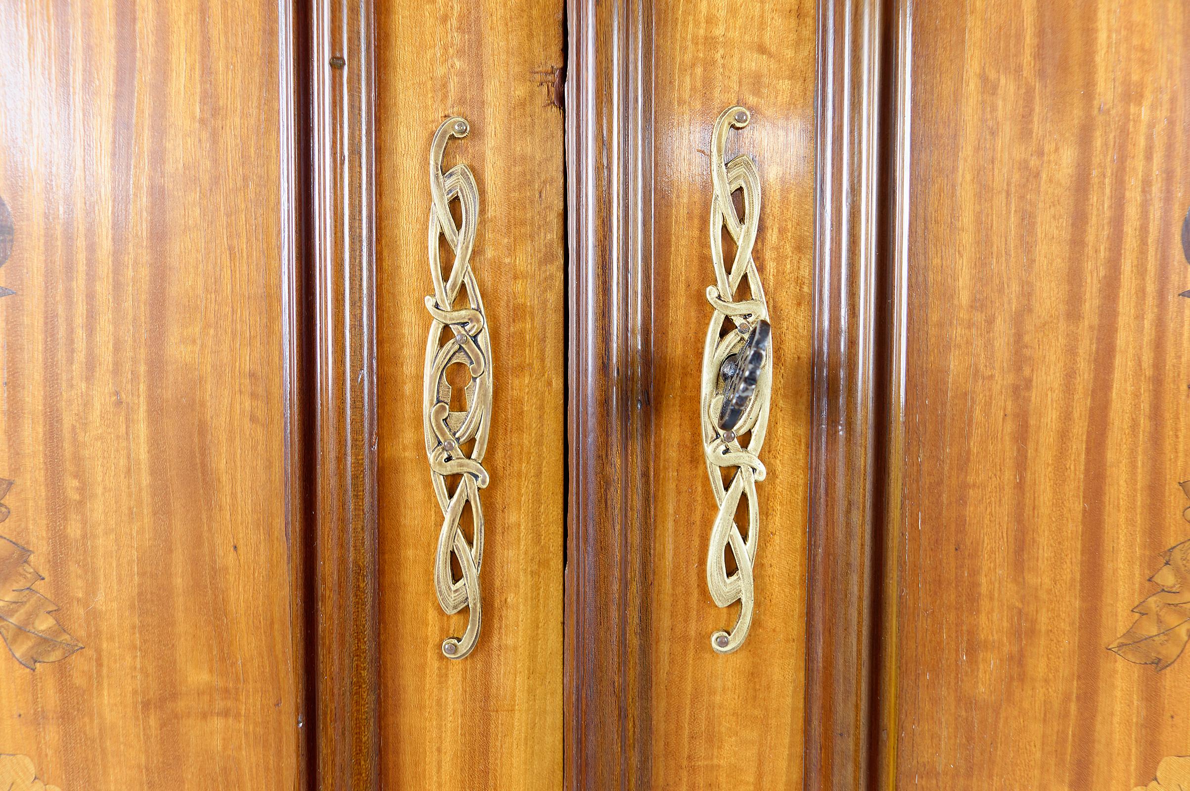 Art Nouveau Wood Inlaid Wardrobe, France, circa 1900 For Sale 6