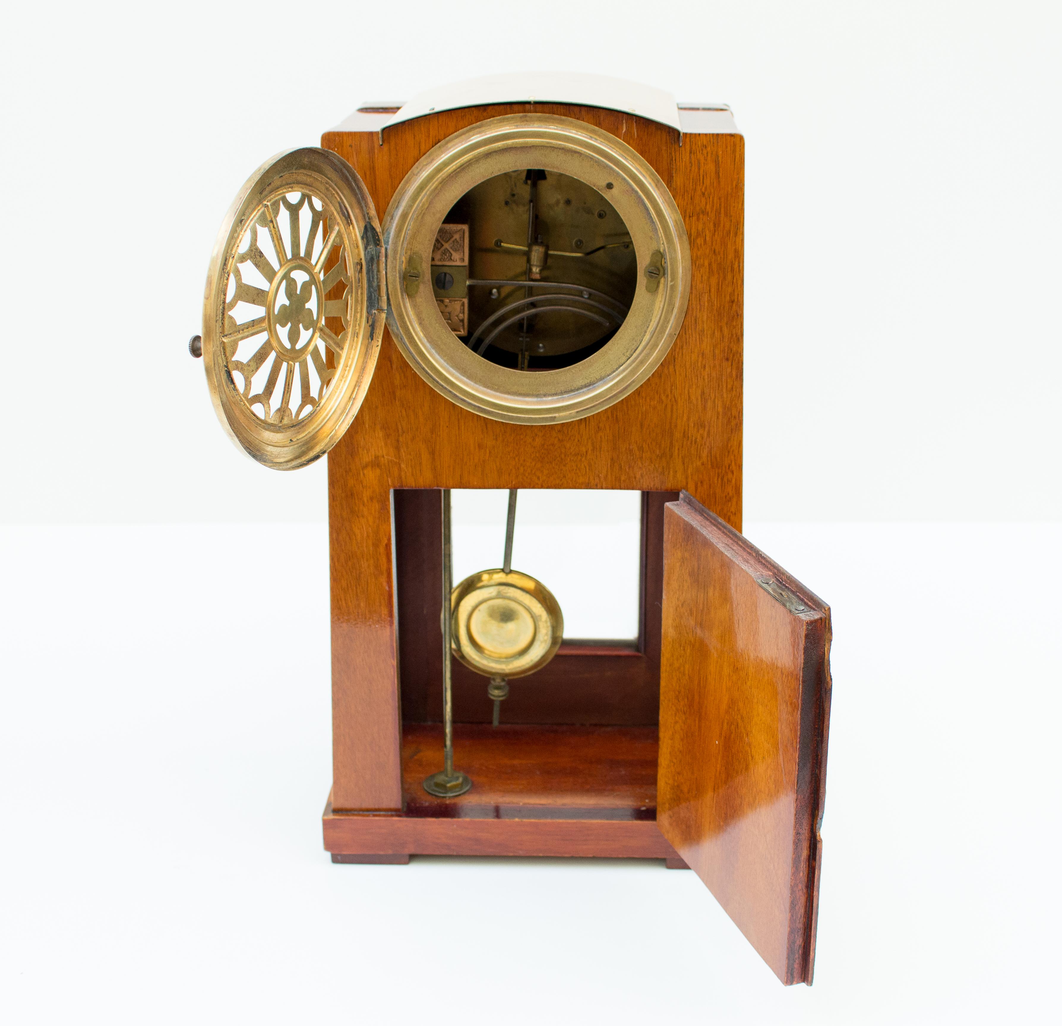 Belgian Art Nouveau Mahogany Table Clock, Gustave Serrurier-Bovy, Pfeilkreuz