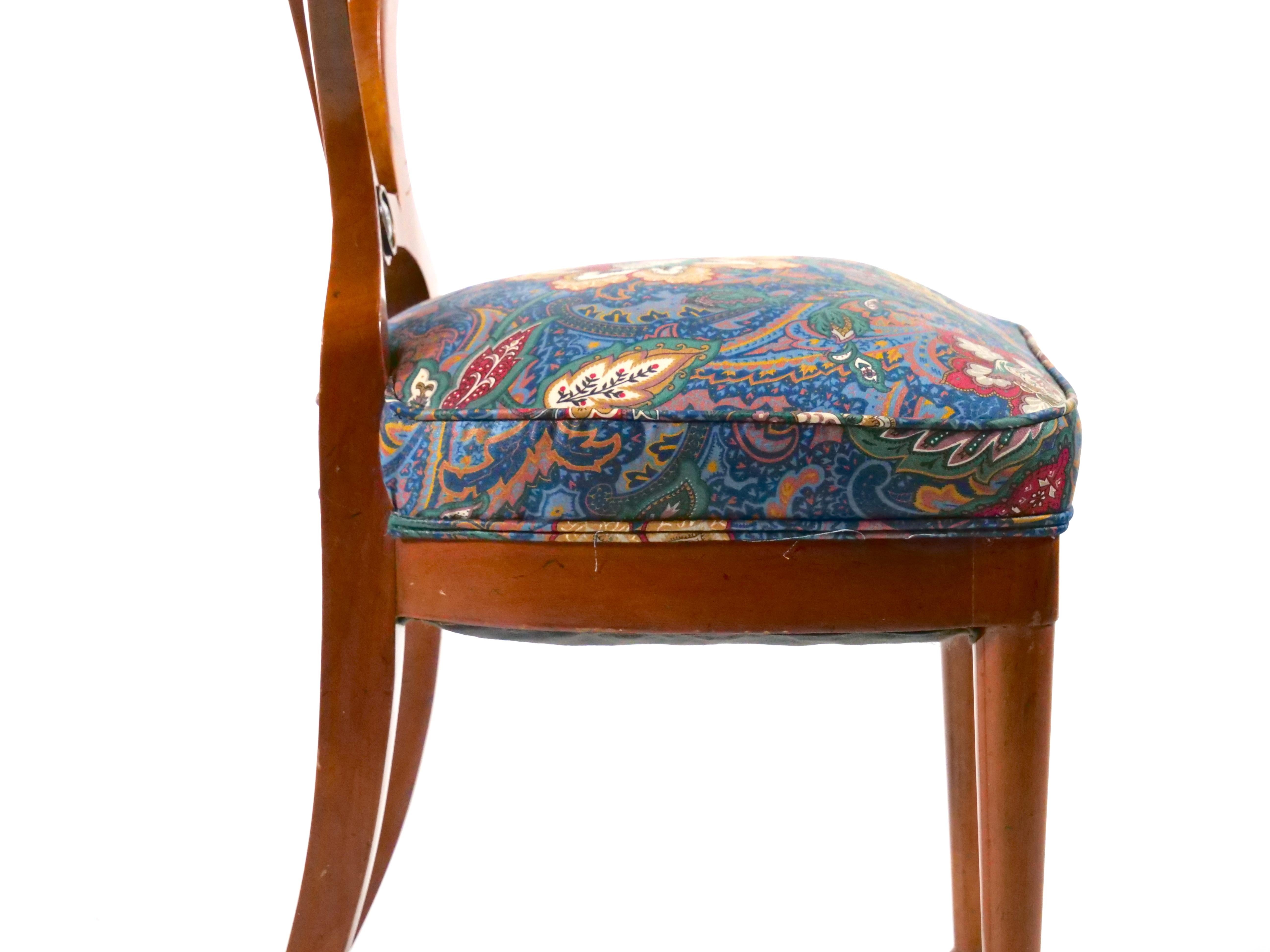 Art Nouveau Mahogany Wood Frame Shield Back Dining Chairs Set / Six 2