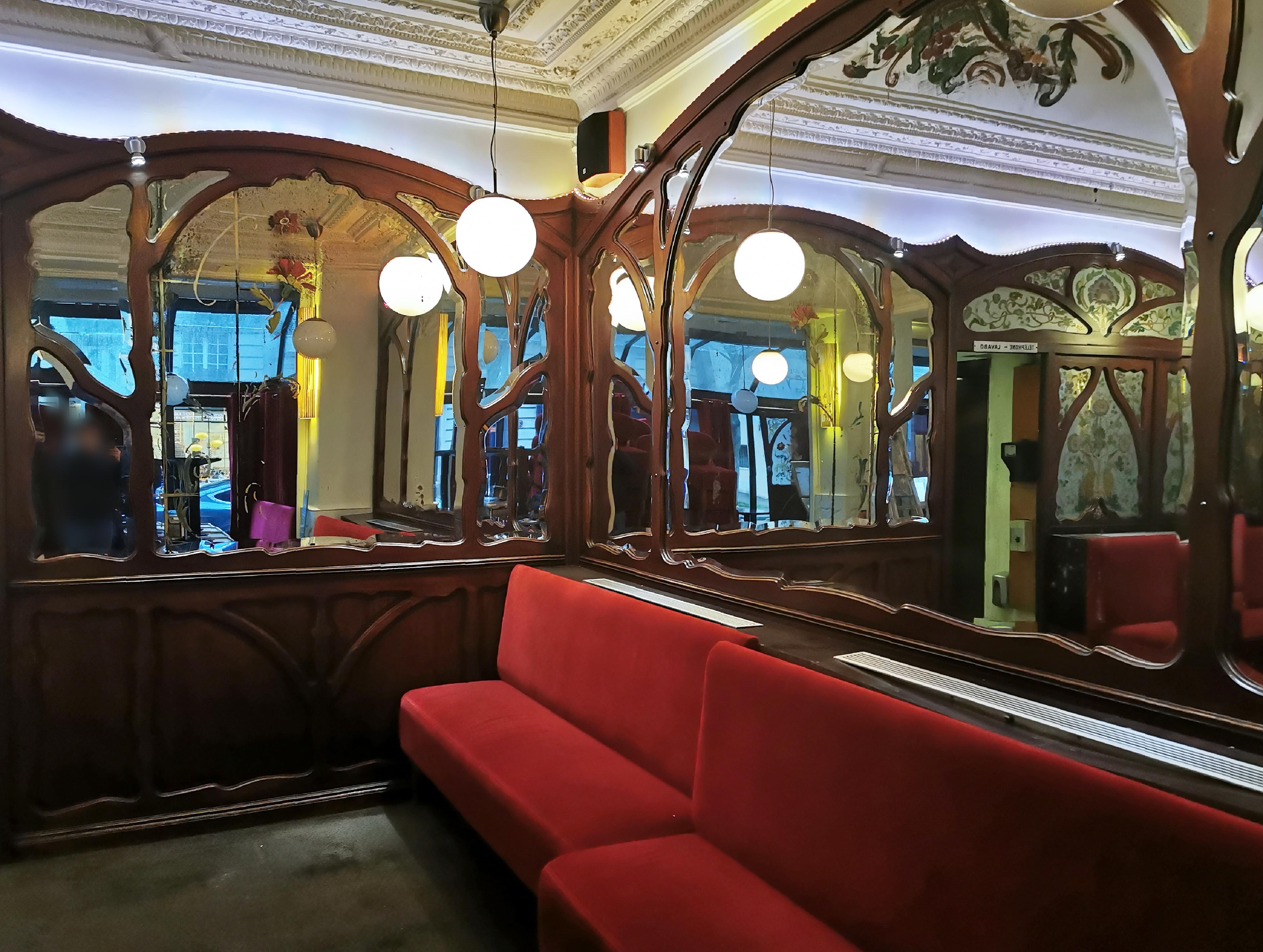 Wood Art Nouveau mahogany woodwork from Café Barjot in Paris, 1905 For Sale