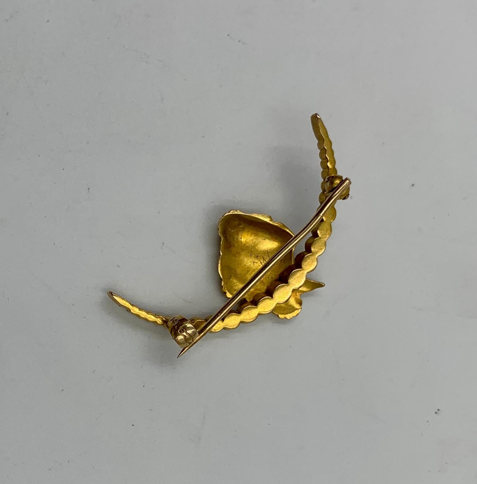Jugendstil Jungfrau Perle Blume Brosche Pin 14 Karat Gold Perle Halbmond im Angebot 4