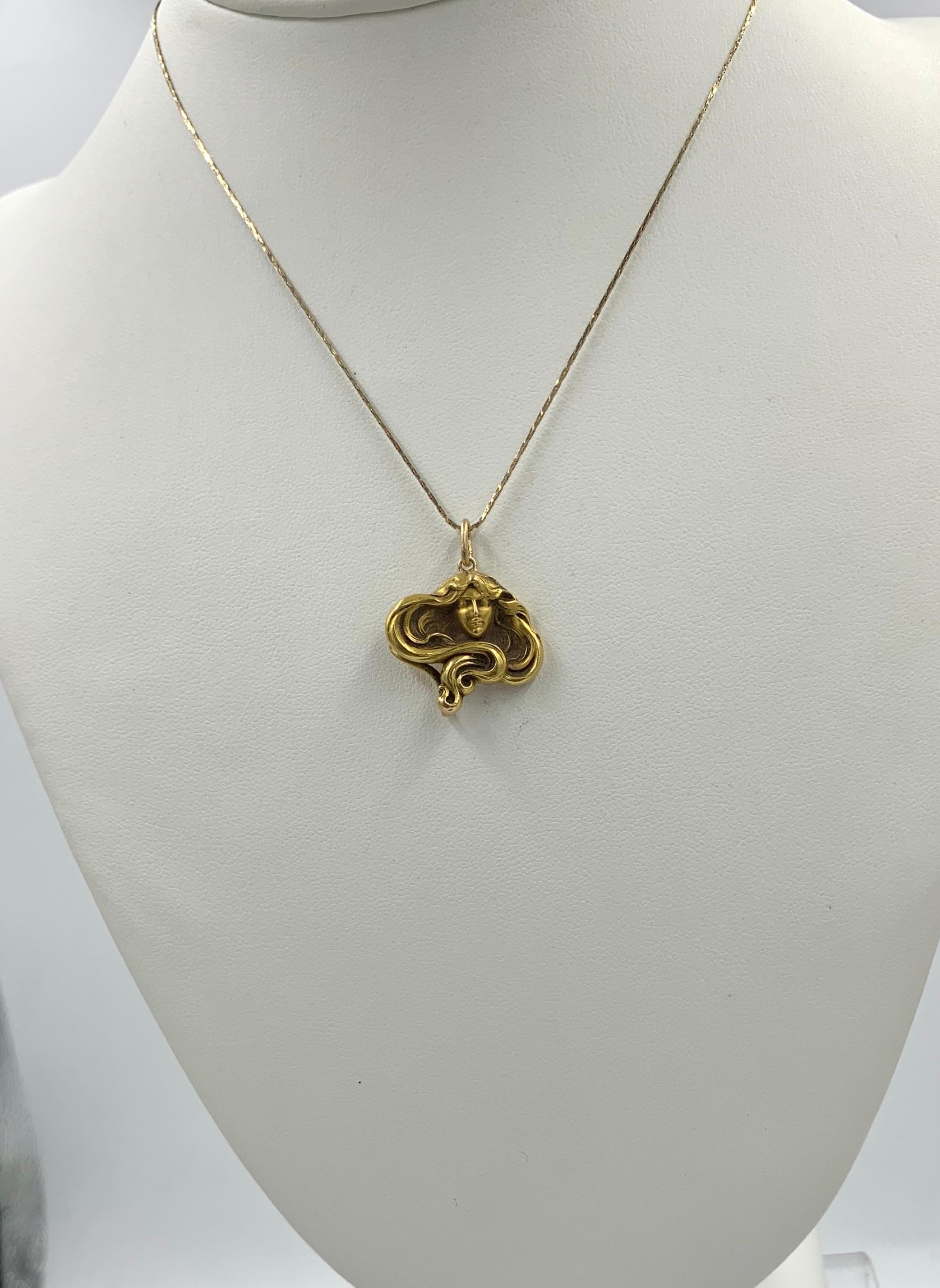 Jugendstil Jungfrau Frau Anhänger Halskette 14 Karat Gold Fließendes Haar 1