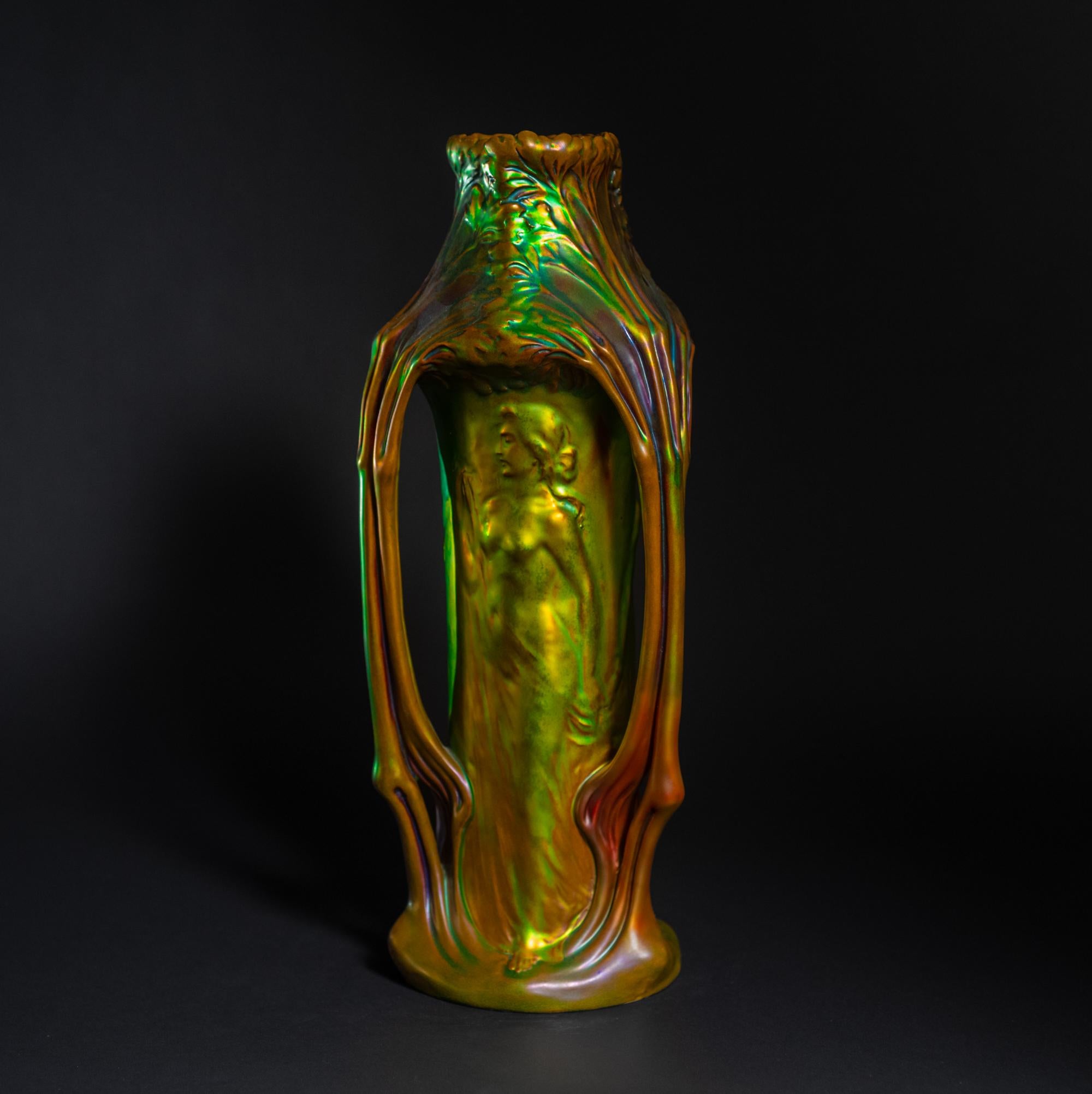 Zsolnay introduced its patented shiny metallic glaze, known as eosin, in 1893. The small family ceramics workshop begun in Pecs, Hungary by Miklos Zsolnay in 1853 had evolved into a world-class ceramics factory by this time. Zsolnay walked away with